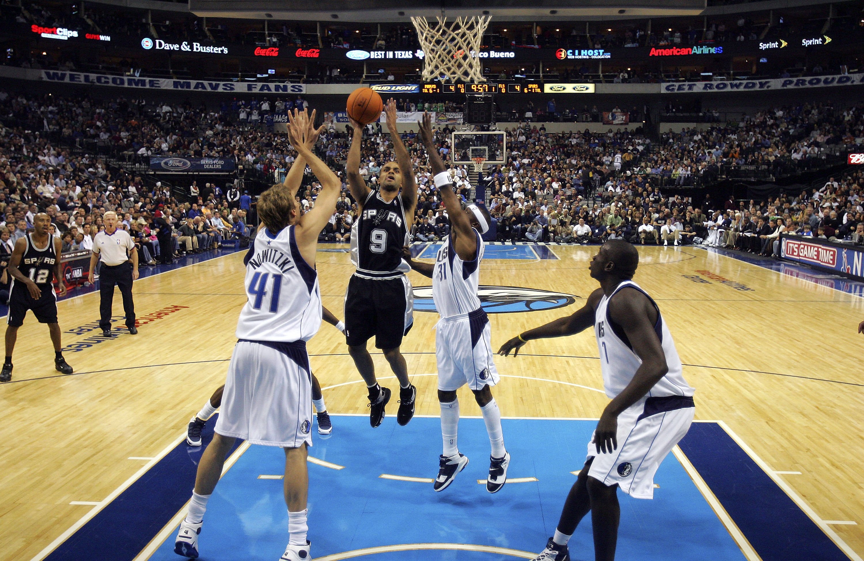 Nowitzki during his MVP-winning 2006/07 NBA season