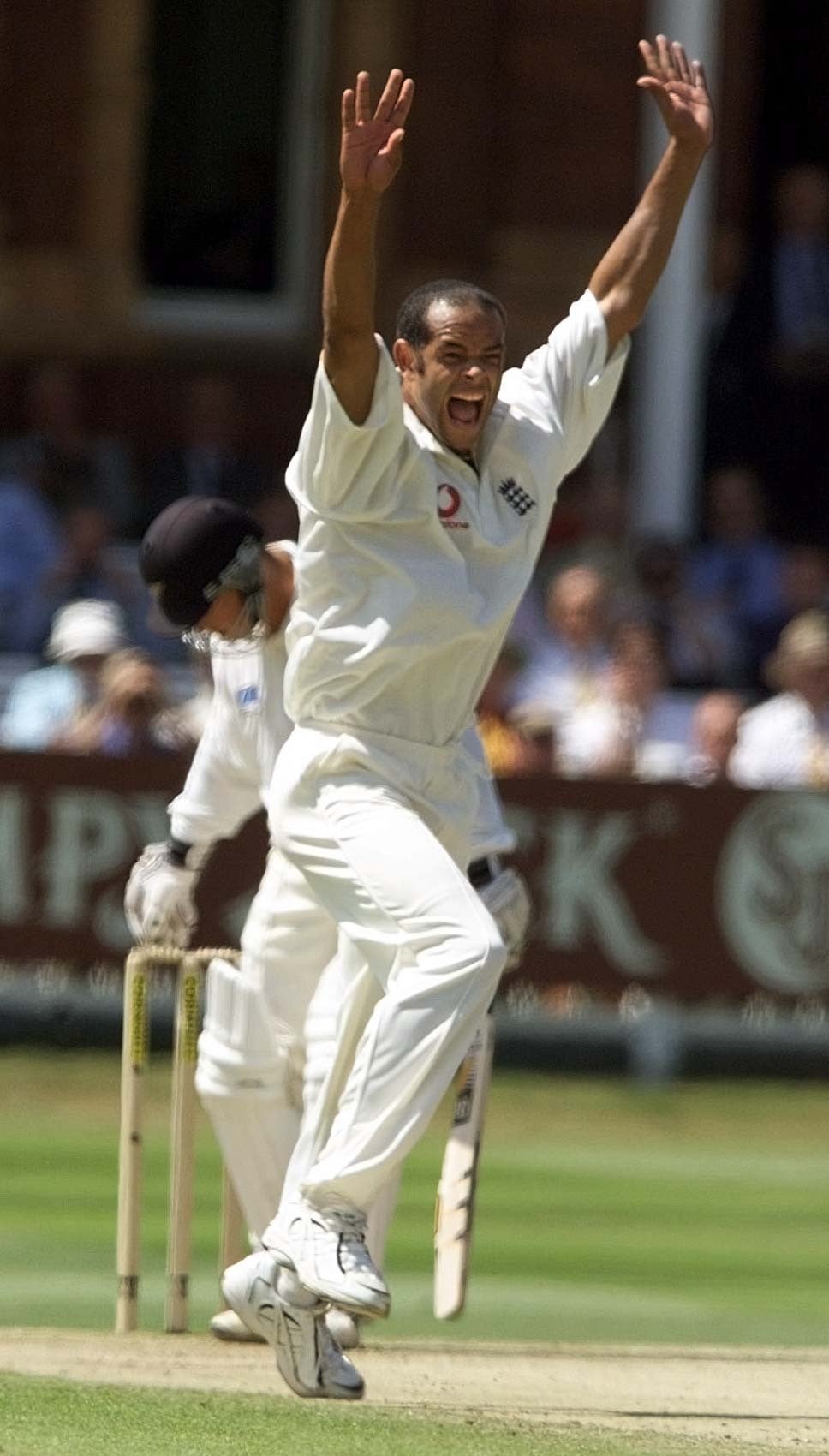 England’s Dean Headley successfully appeals for the wicket of New Zealand’s Matthew Bell (Rebecca Naden/PA)