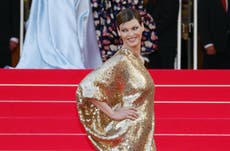 Supermodel Linda Evangelista says cosmetic procedure left her ‘permanently deformed’