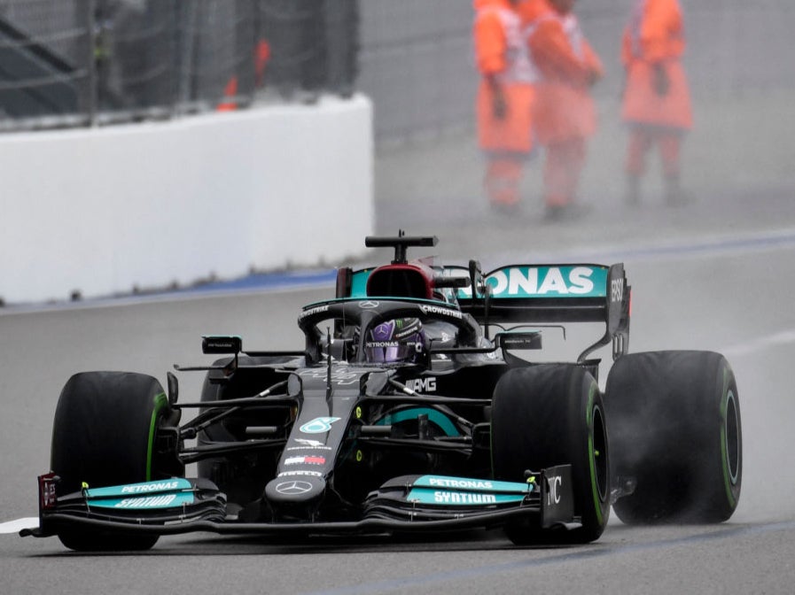 Hamilton crashed into the pit wall and then spun into the wall during his final flying lap