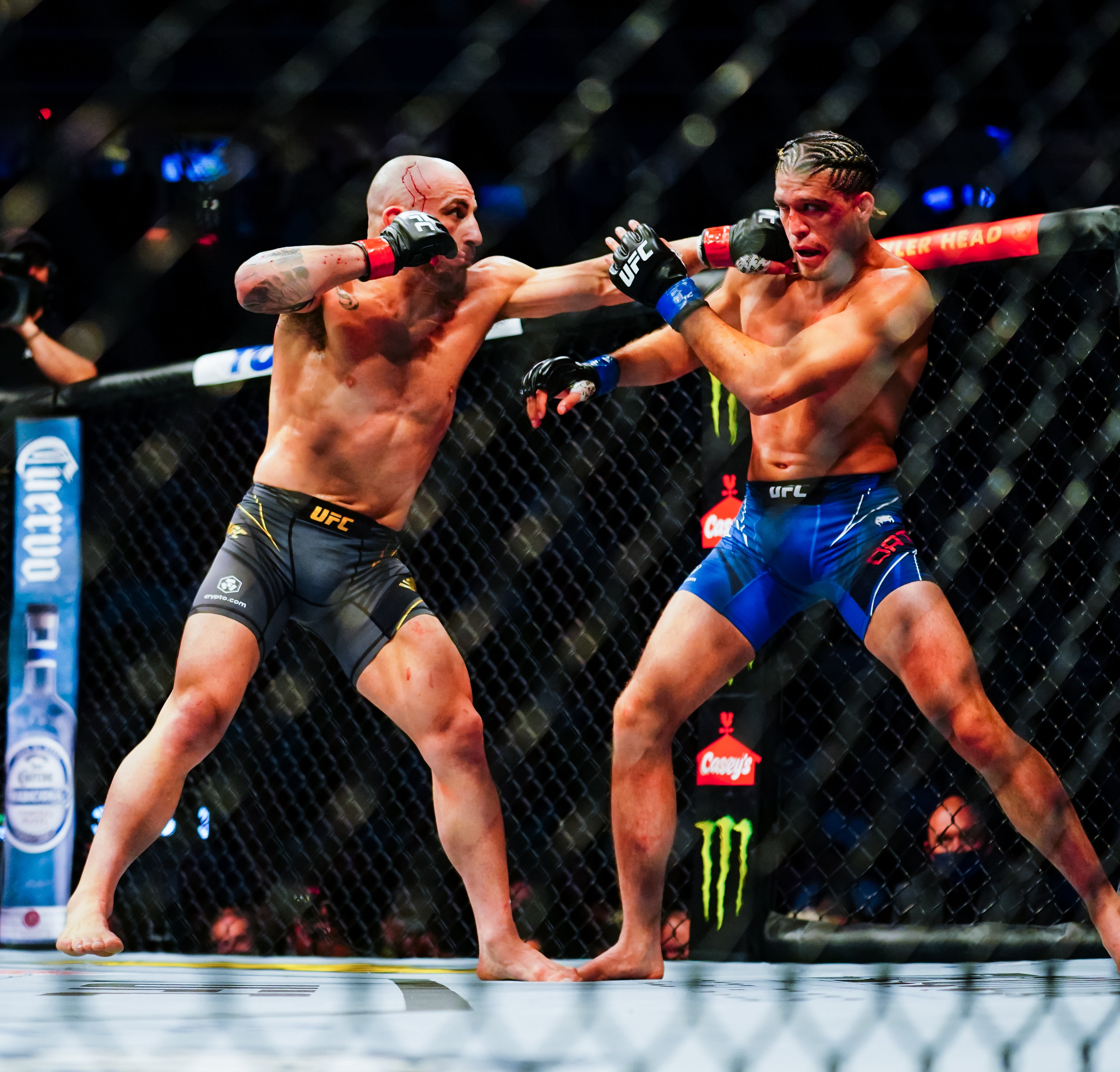 Volkanovski largely got the better of Ortega in the striking exchanges