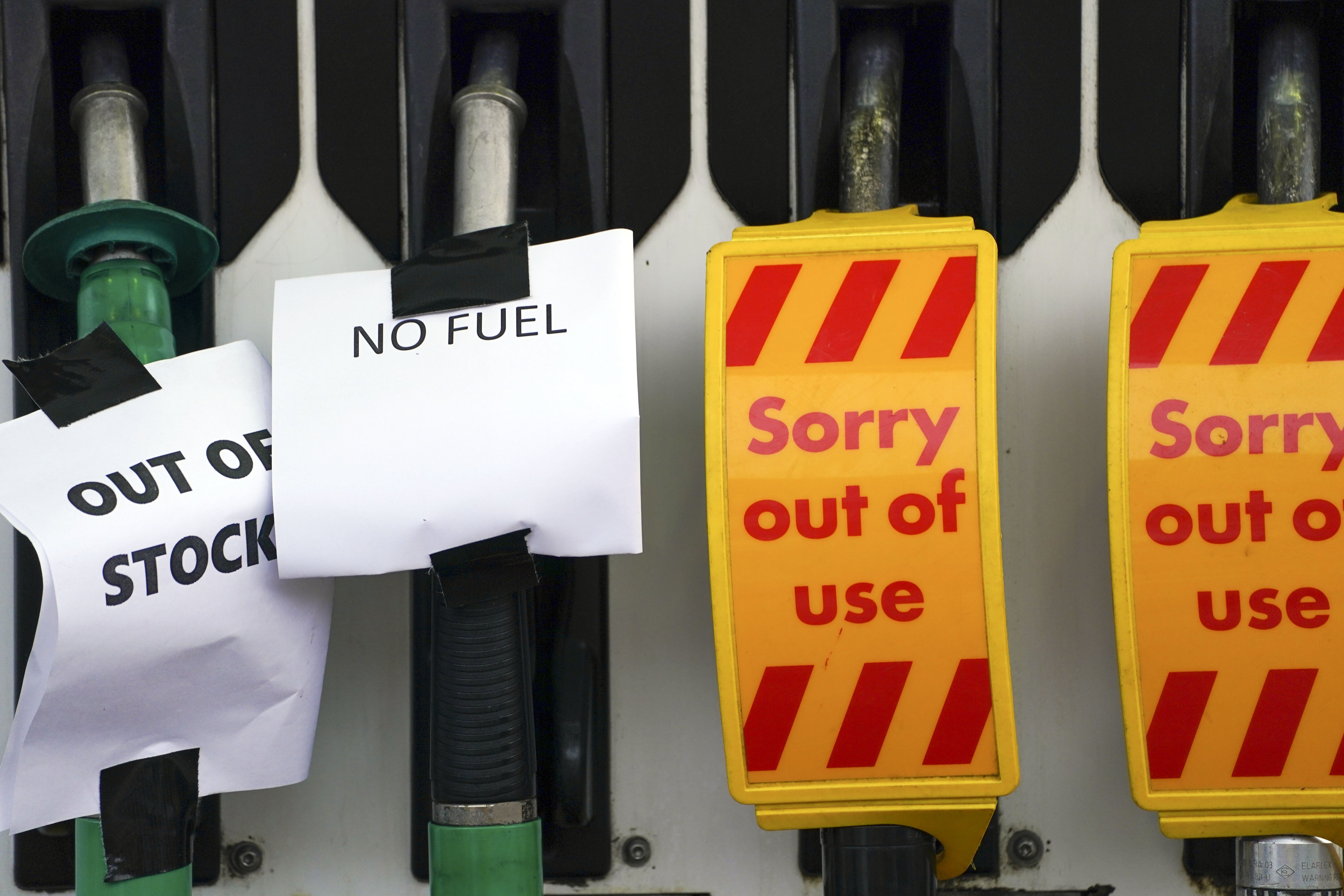 A Shell petrol station in Bracknell (Steve Parsons/PA)