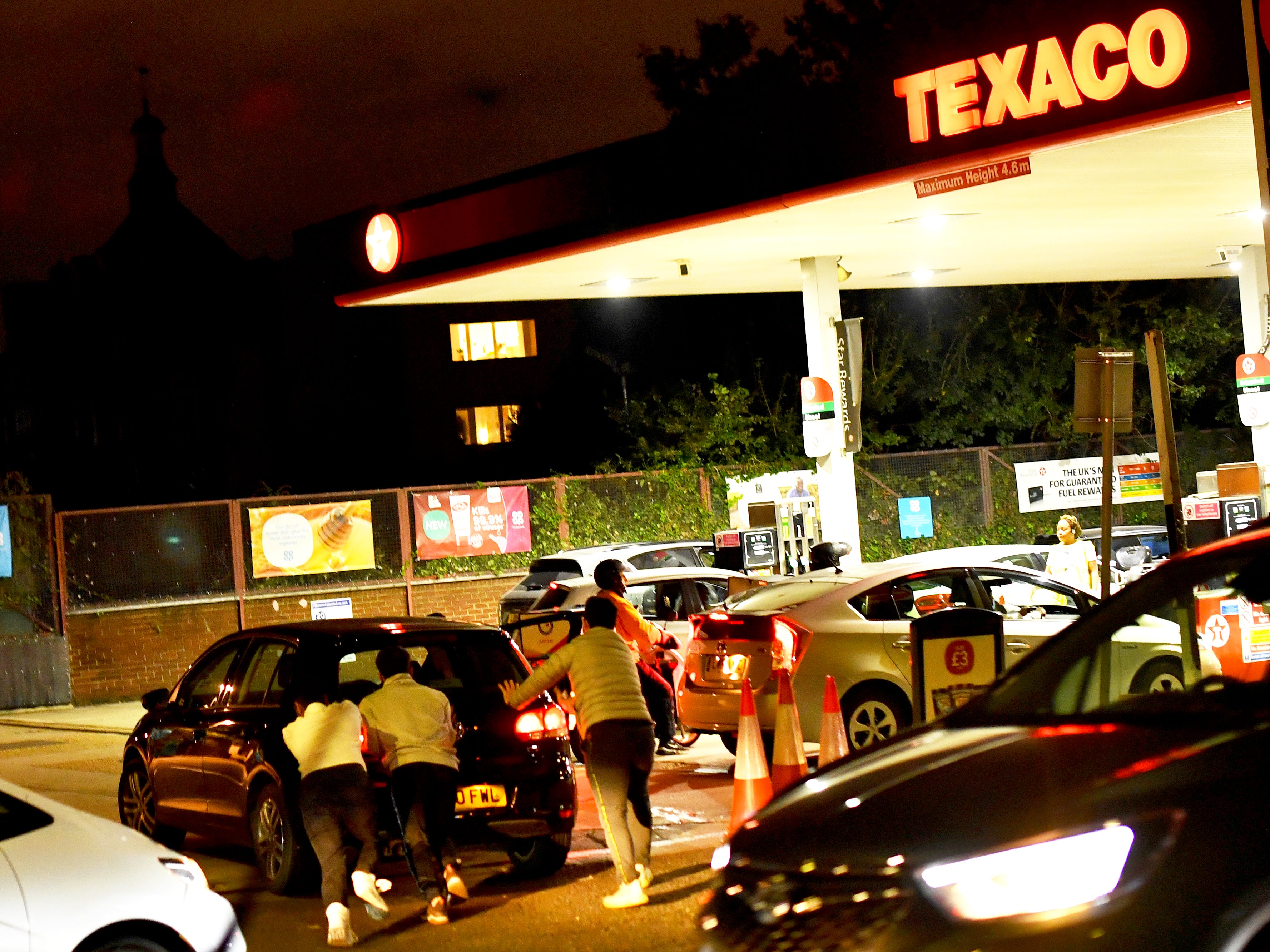 Fuel shortages – live: Boris Johnson considering using army to supply petrol as competition law suspended