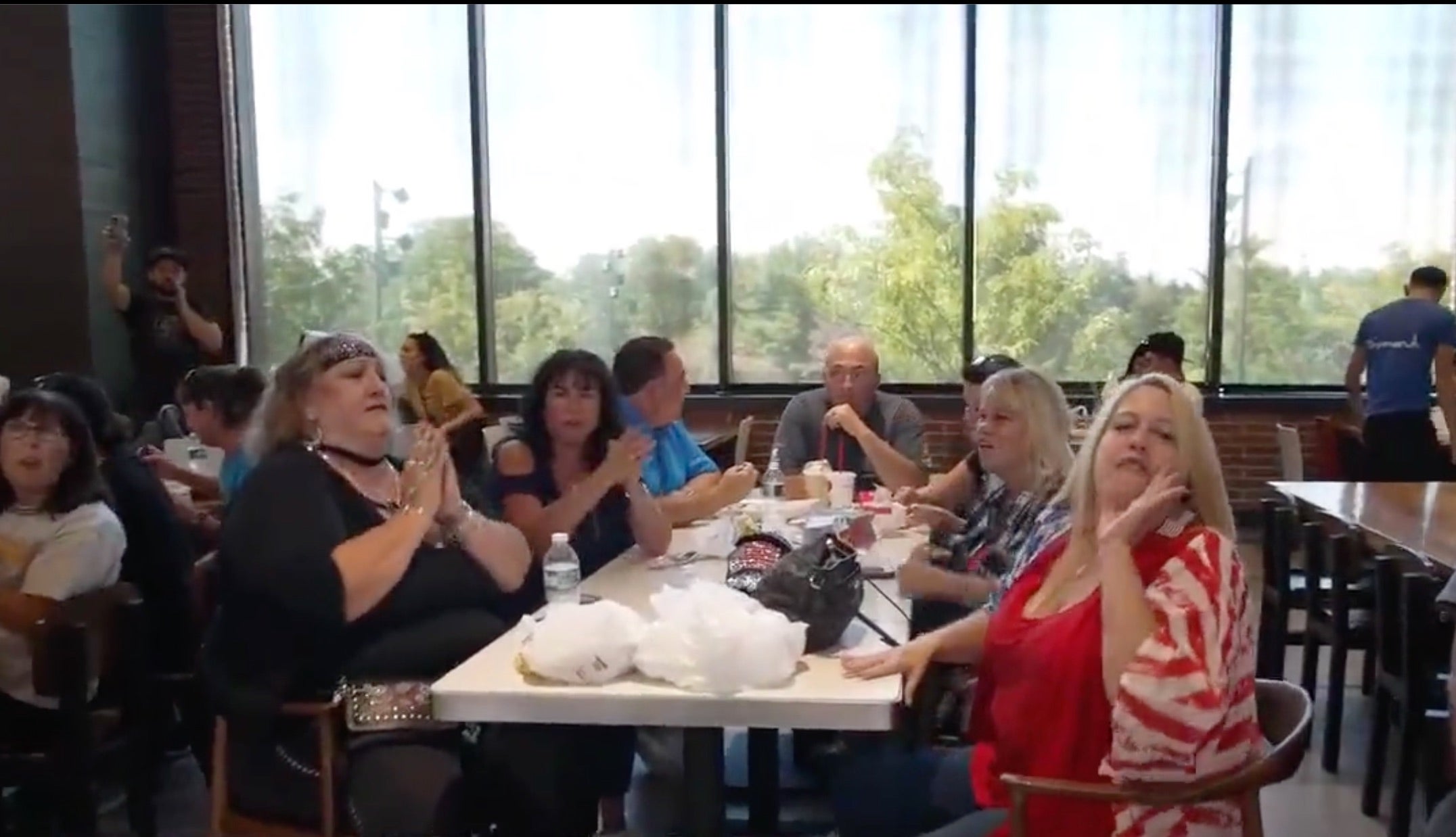 Maskless protesters stormed into Staten Island Mall in defiance of the city’s indoor dining vaccination mandate