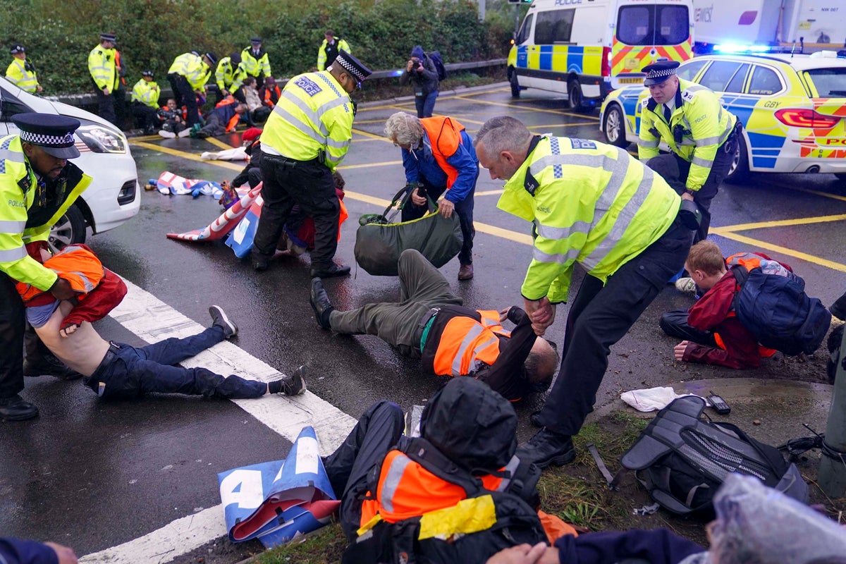 An Insulate Britain protest on the M25