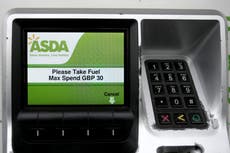 Fuel shortages – live: PM told to ‘stop hiding’ and end panic-buying as Barnier says crisis ‘result of Brexit’