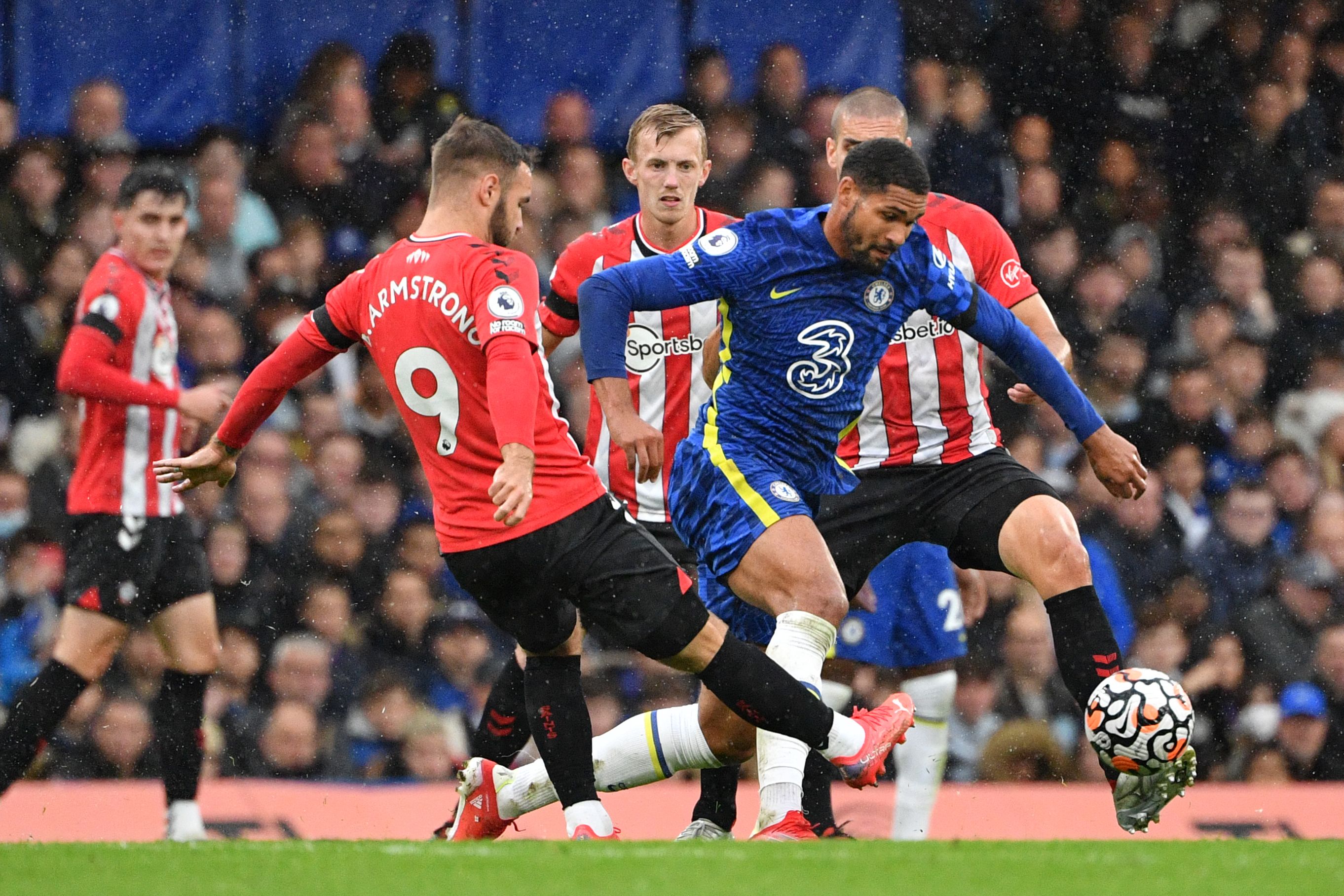 Ruben Loftus-Cheek on the ball for Chelsea