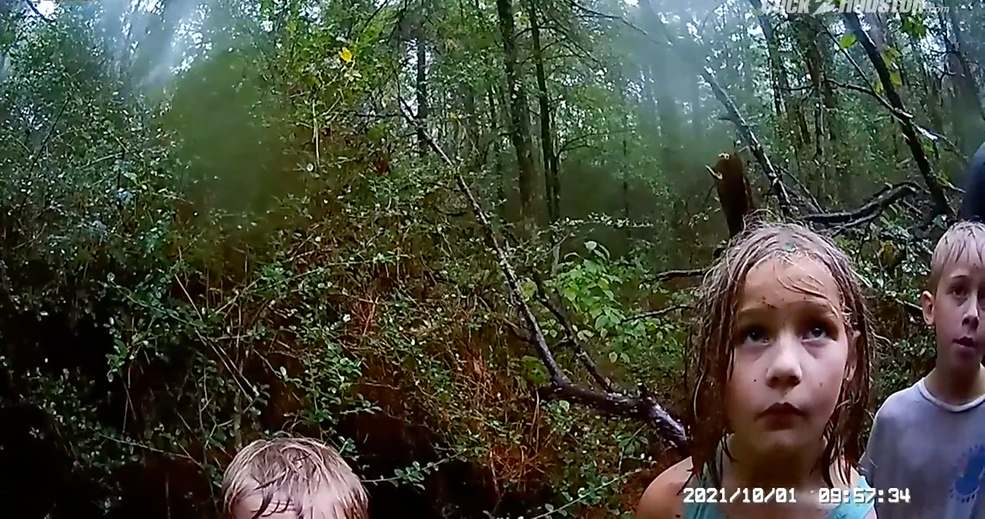 Bodycam shows touching moment rescuers found three missing kids: ‘We got em’ 