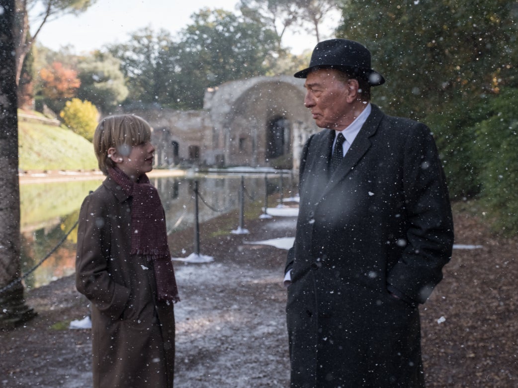 Christopher Plummer as J Paul Getty and Charlie Shotwell as Young John Paul Getty III in ‘All the Money in the World’