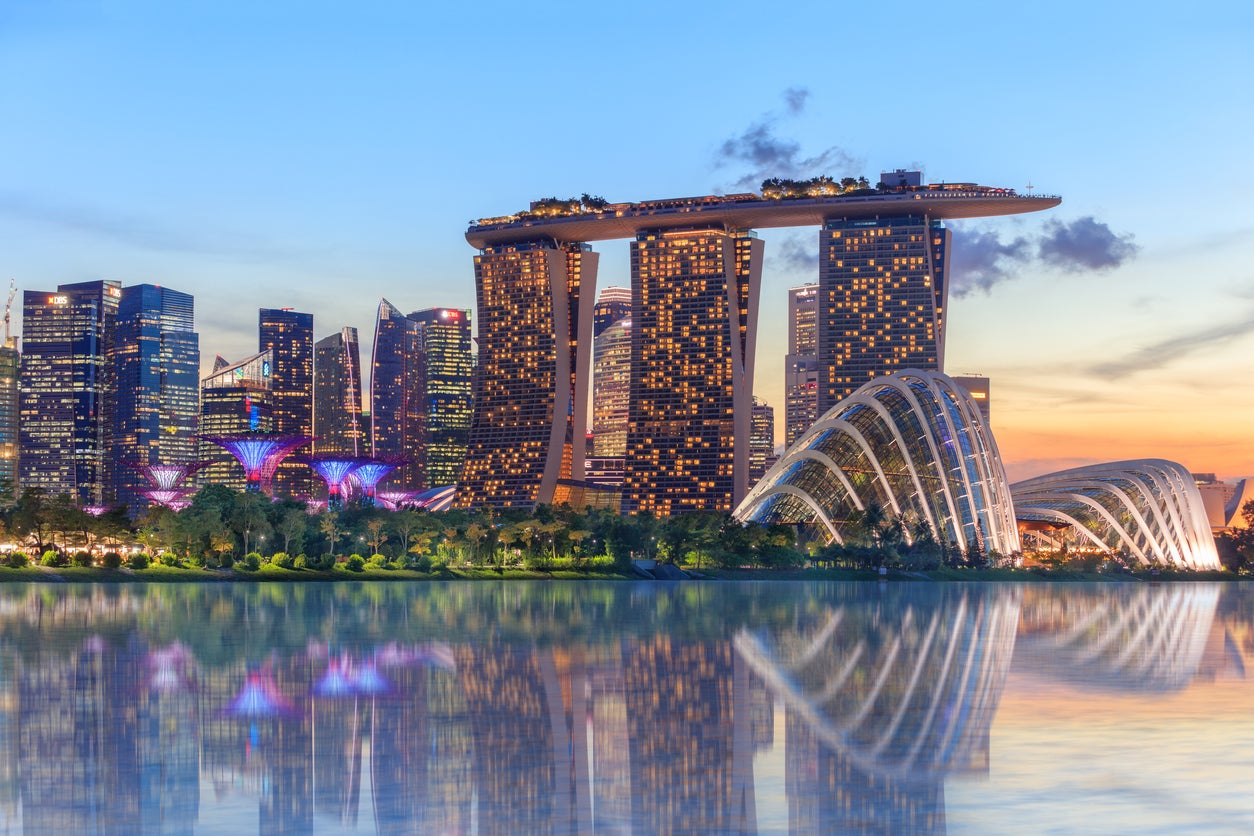 Singapore will reopen to fully vaccinated UK travellers