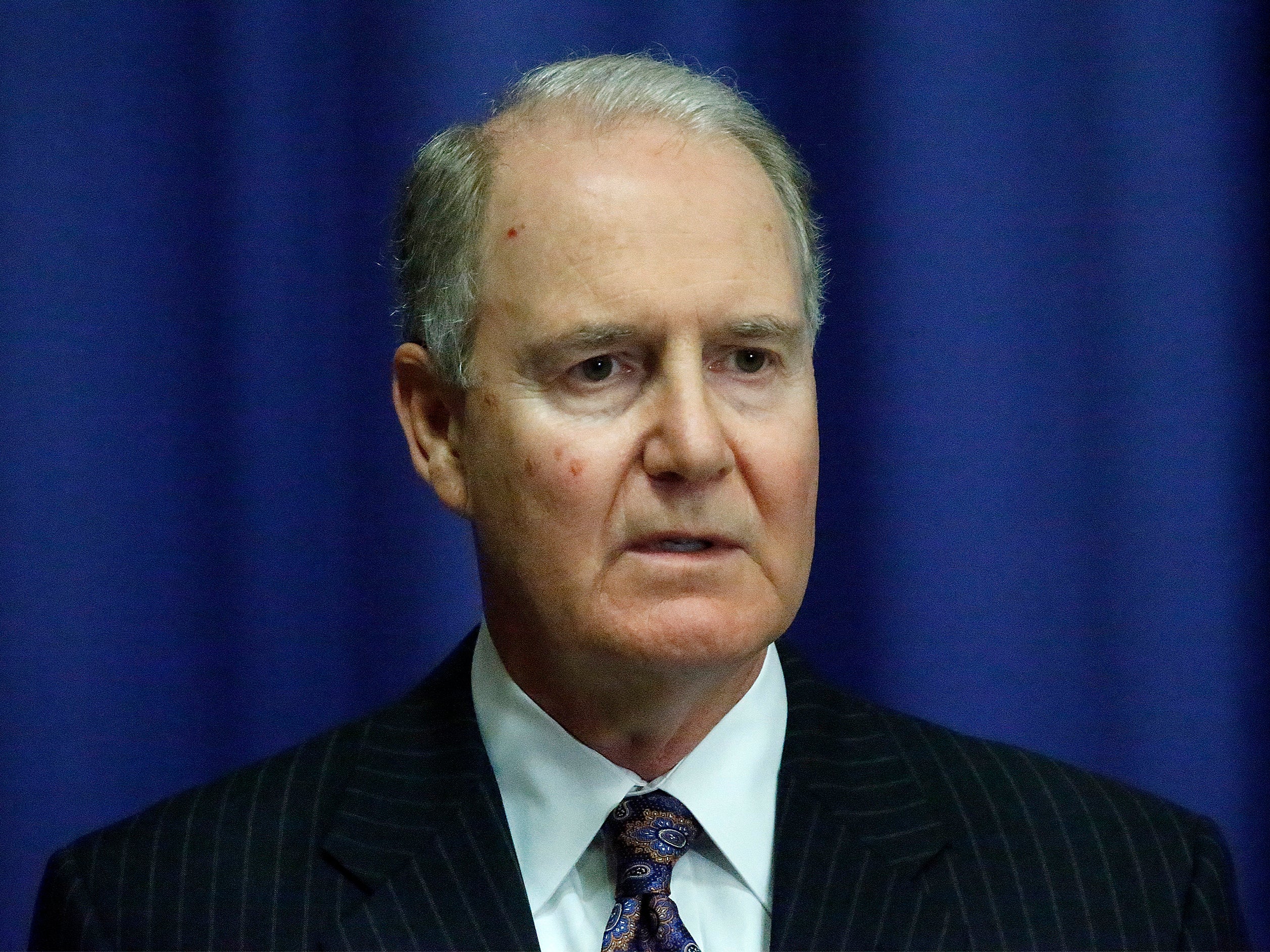 Southwest CEO says Biden forced Covid vaccine mandate on them after days of flight chaos