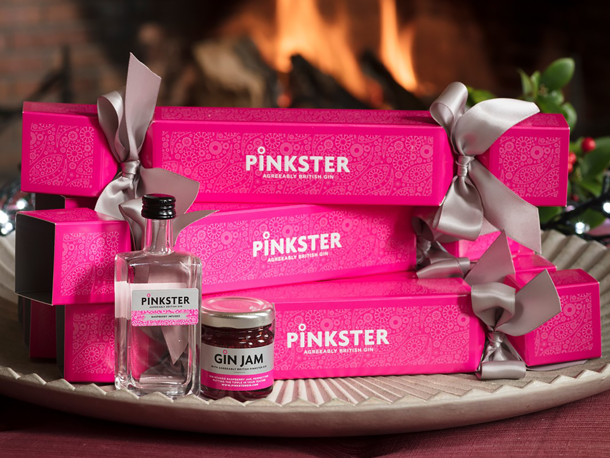 Gin Christmas crackers