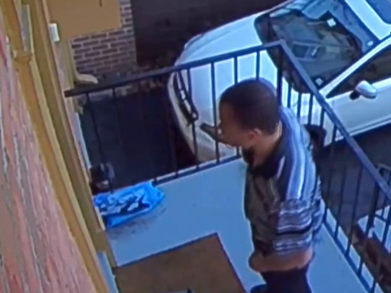 Video from Hetle’s Ring doorbell shows Javon Prather waiting on his doorstep just before the shooting