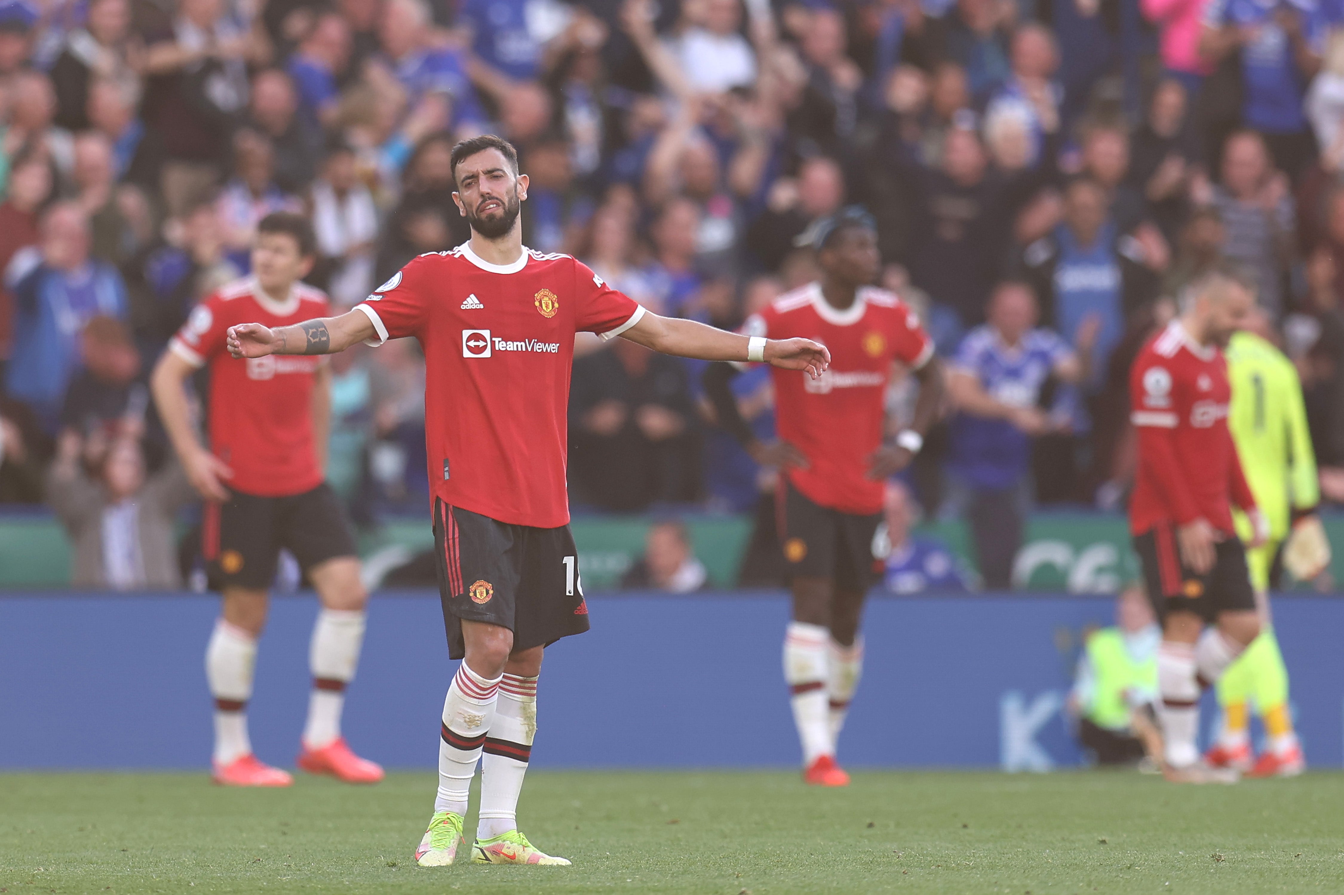 Bruno Fernandes of Manchester United reacts after their side concedes a third goal