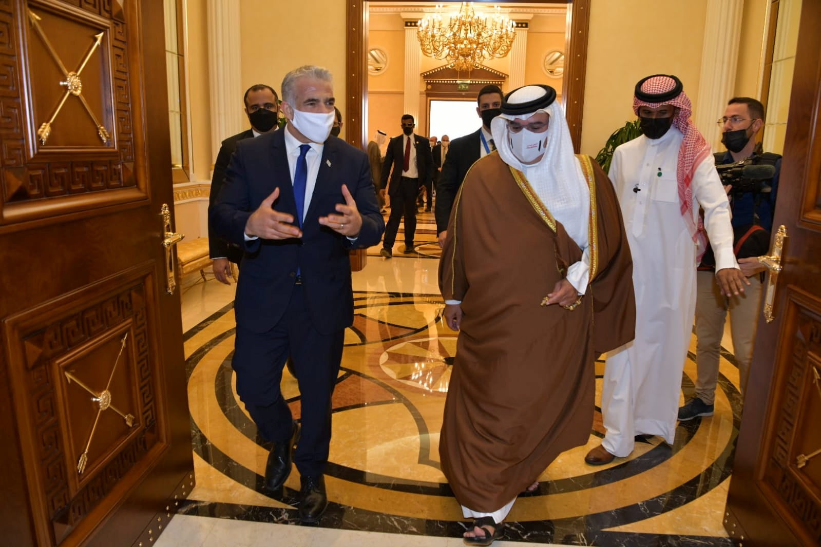 Bahrain’s Crown Prince Salman bin Hamad Al Khalifa with Israeli foreign minister Yair Lapid