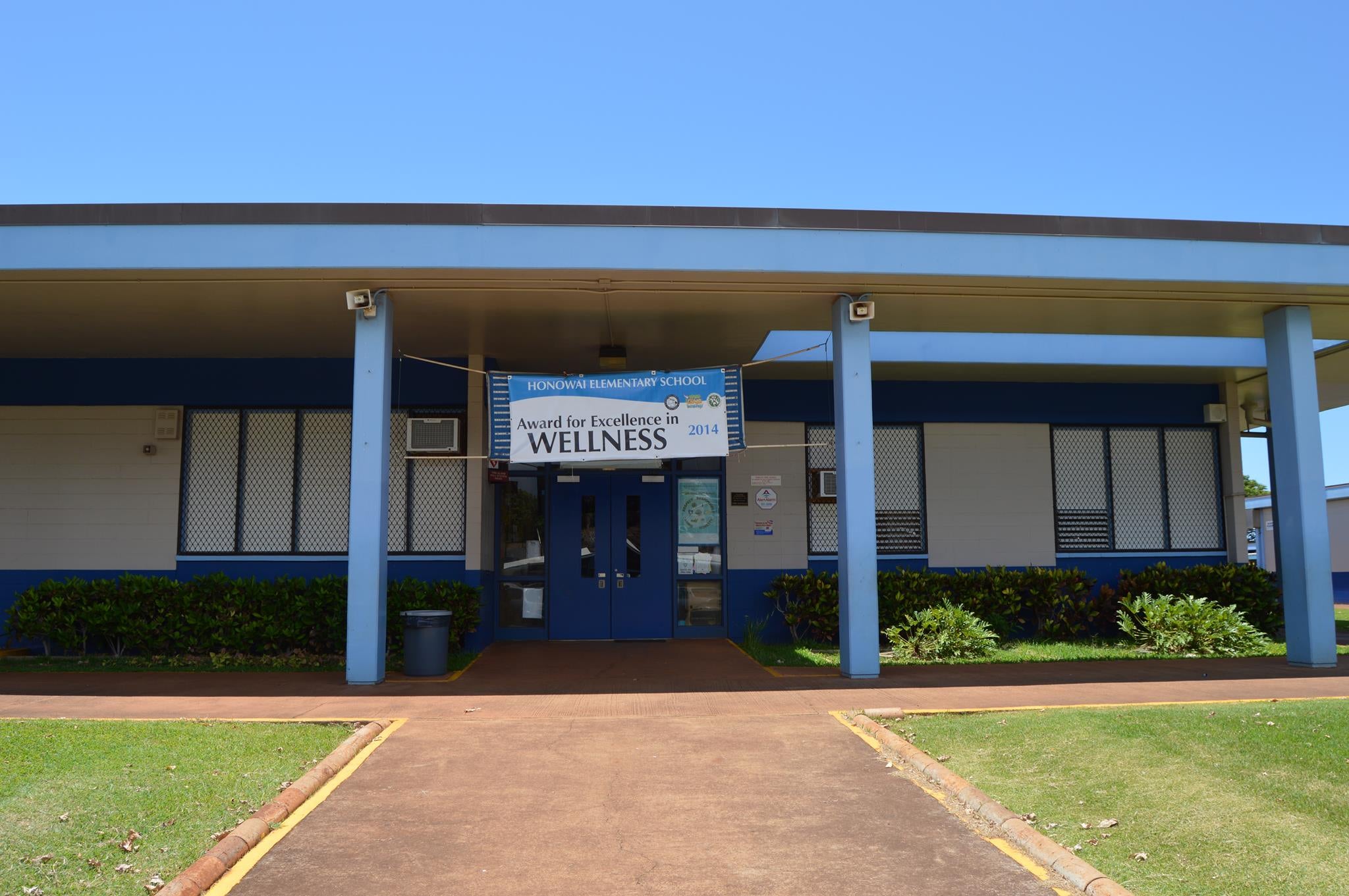 Officials at Honowai Elementary School, Hawaii called in the police over a school yard dispute which resulted in the wrongful arrest of a 10-year-old Black girl