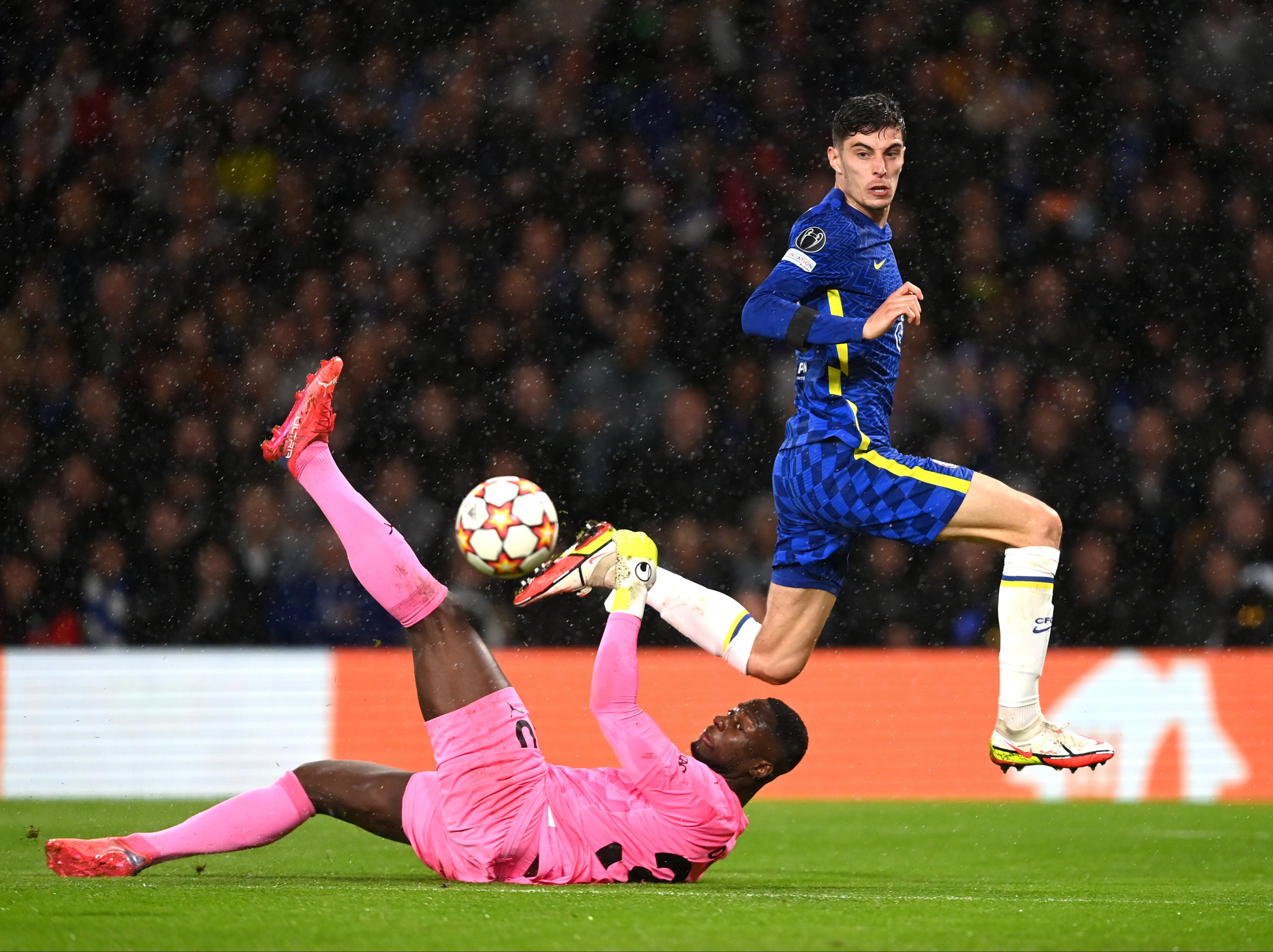 Kai Havertz lifts a clever finish over Ismael Diawara