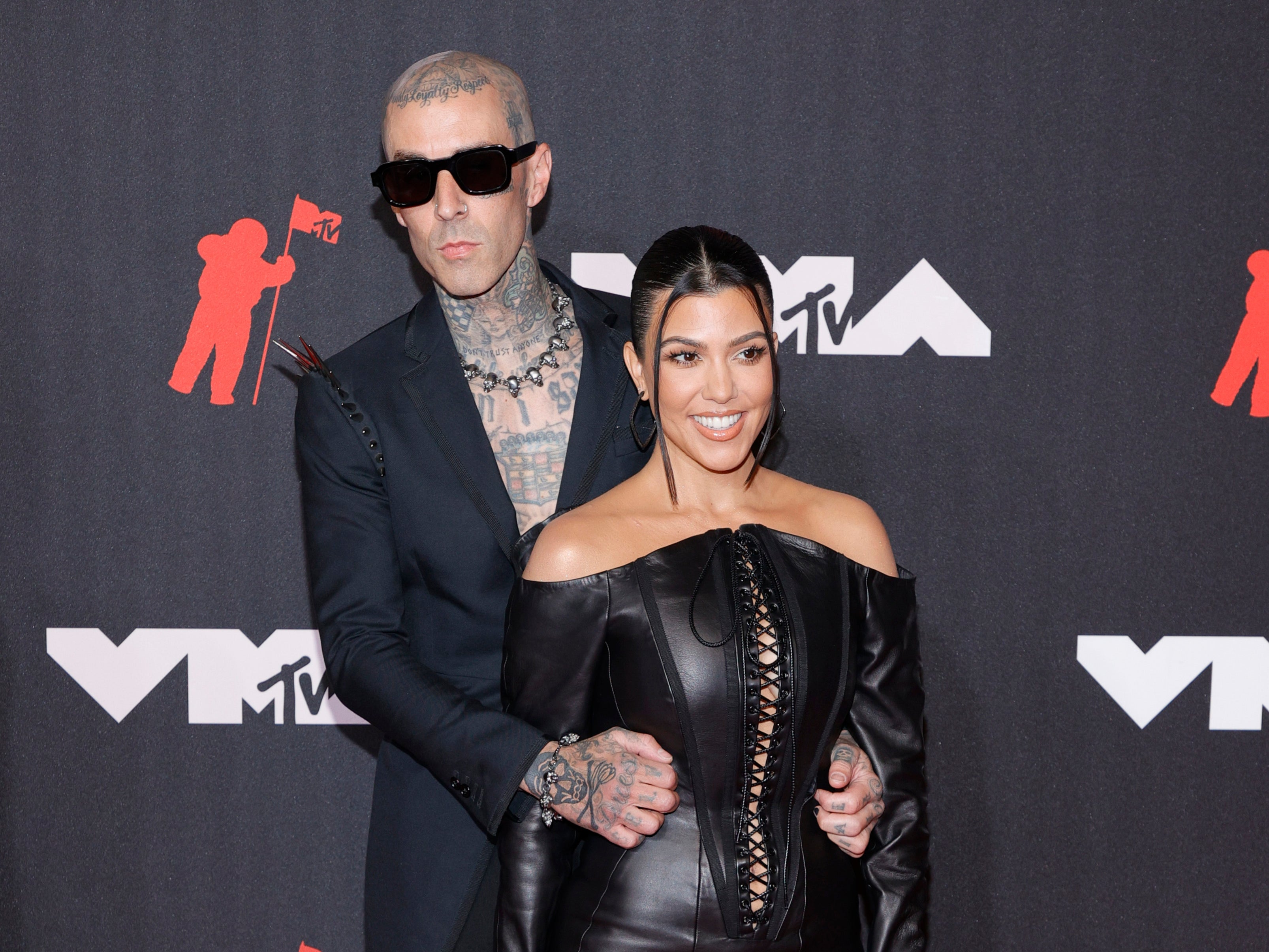 Travis Barker and Kourtney Kardashian at the 2021 MTV VMAs