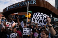 Protesters storm NBA arena over vaccine mandate blocking Brooklyn Nets star player