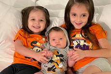 Mother gives birth to three girls on the same day, three years apart