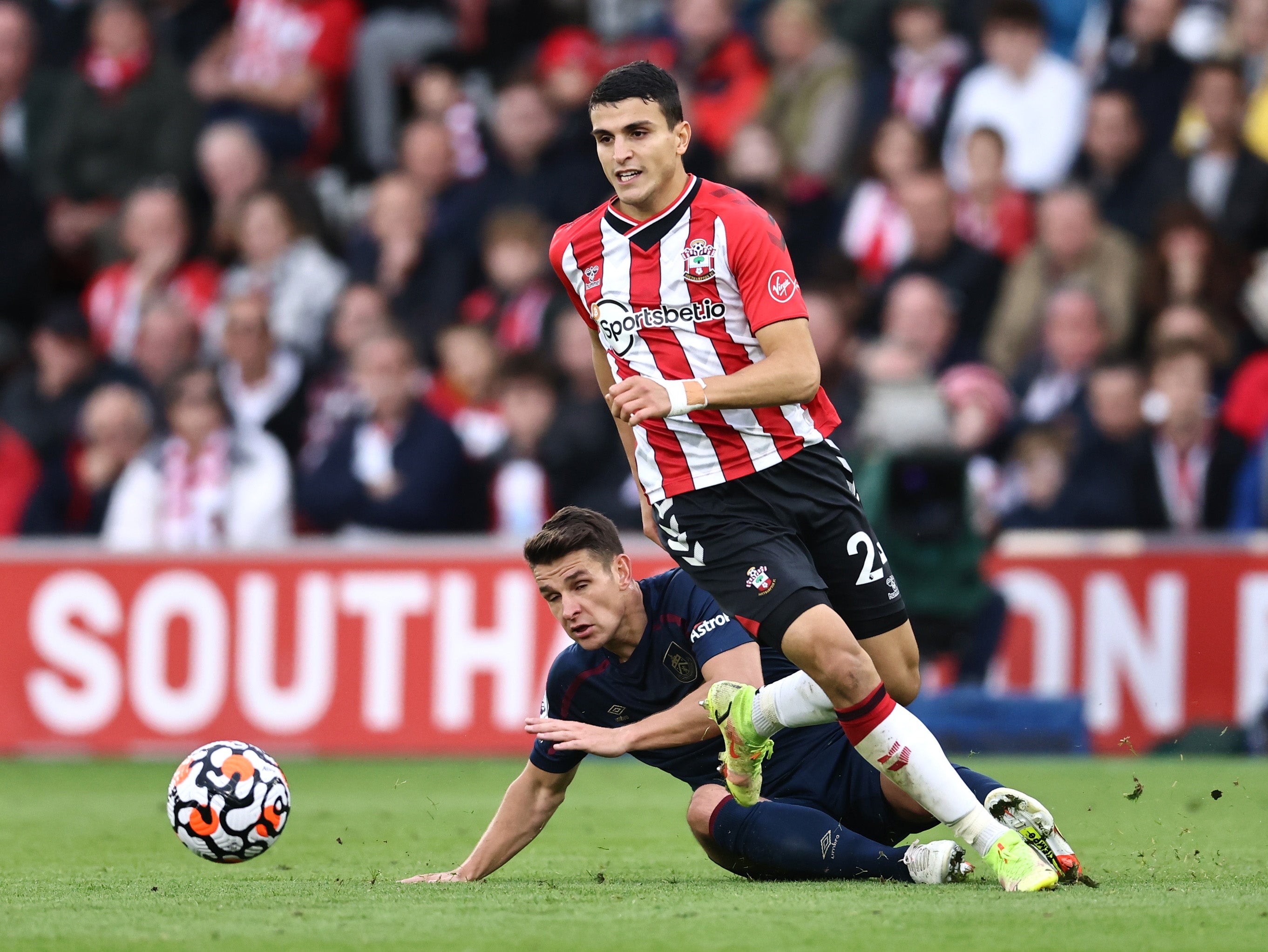 Elyounoussi played against Burnley on the weekend