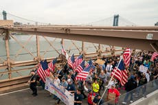 Anti-vaxx marchers shut down Brooklyn Bridge to protest vaccine mandate