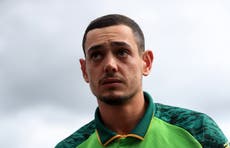 Quinton de Kock refuses to take knee and withdraws from South Africa side at T20 World Cup