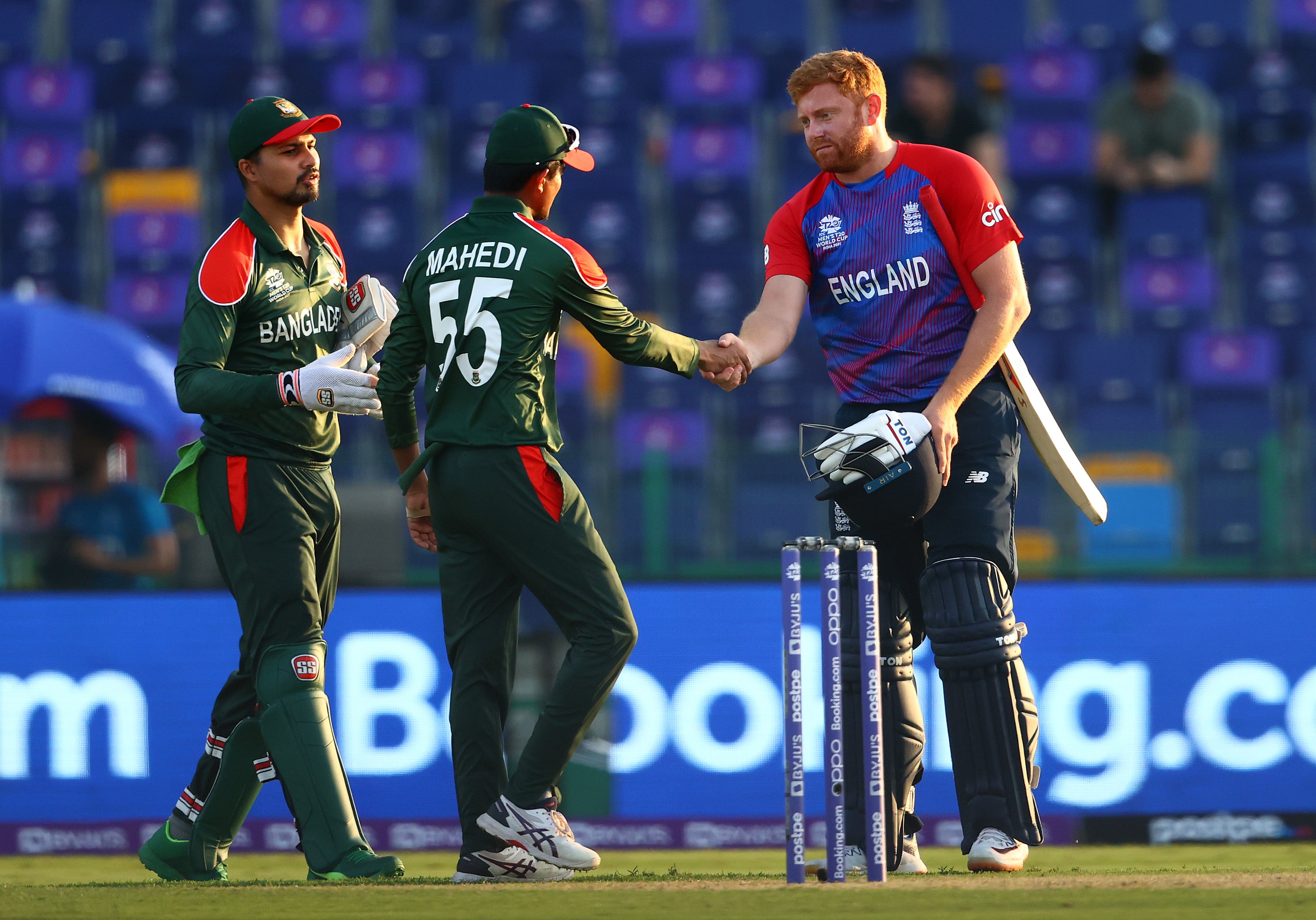 England wrapped up an eight-wicket win to move to two-from-two at the T20 World Cup