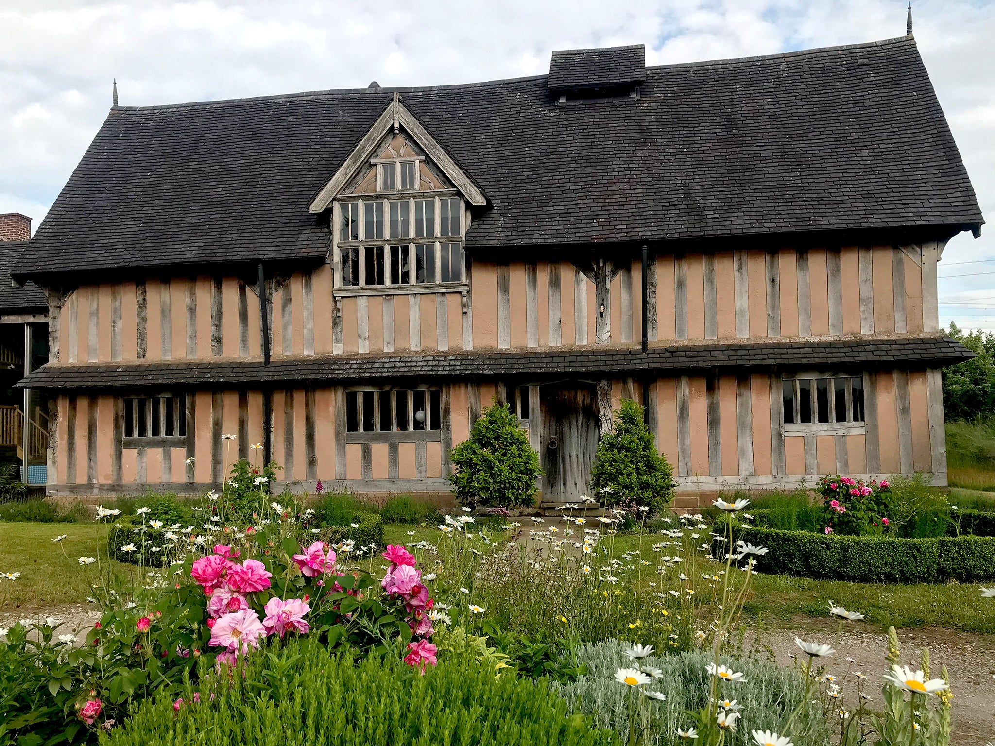 The Old Medicine House, next to Toad Hall, setting of ‘Treacle Walker’