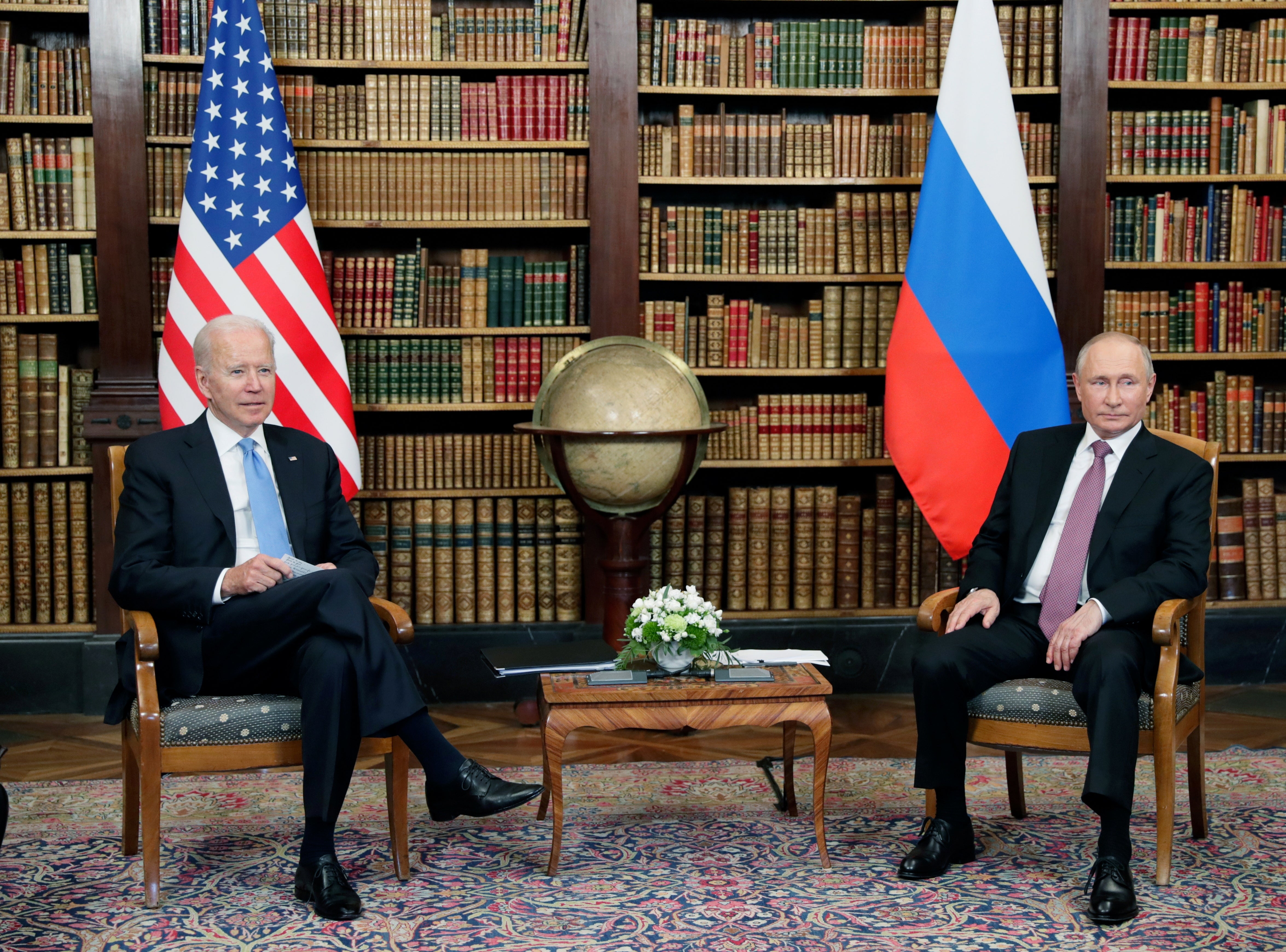 Biden and Putin schedule video call amid fears of Ukraine invasion