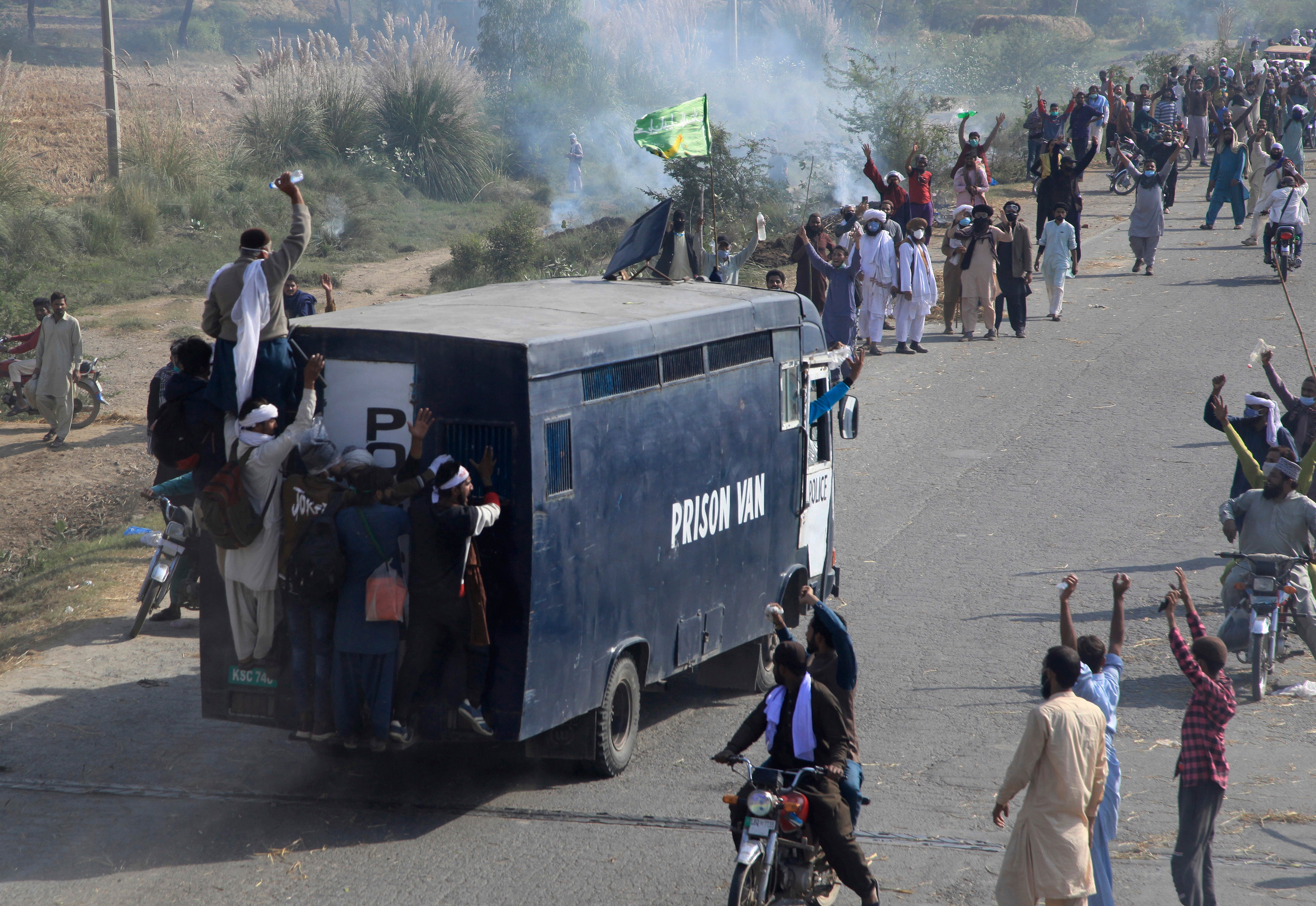 Pakistan Islamist Rally