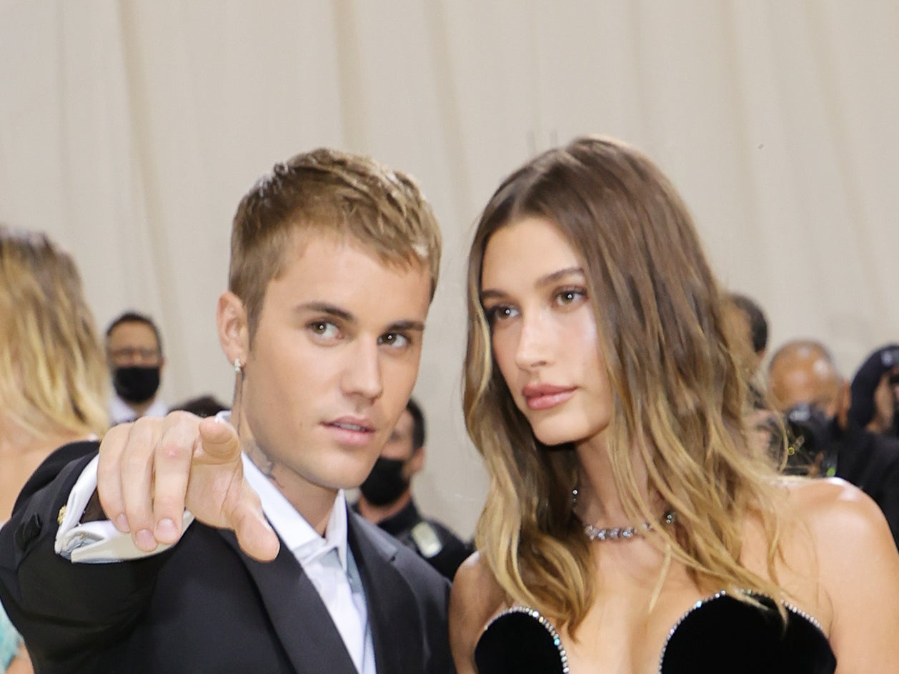 Justin Bieber and Hailey Baldwin at the 2021 Met Gala