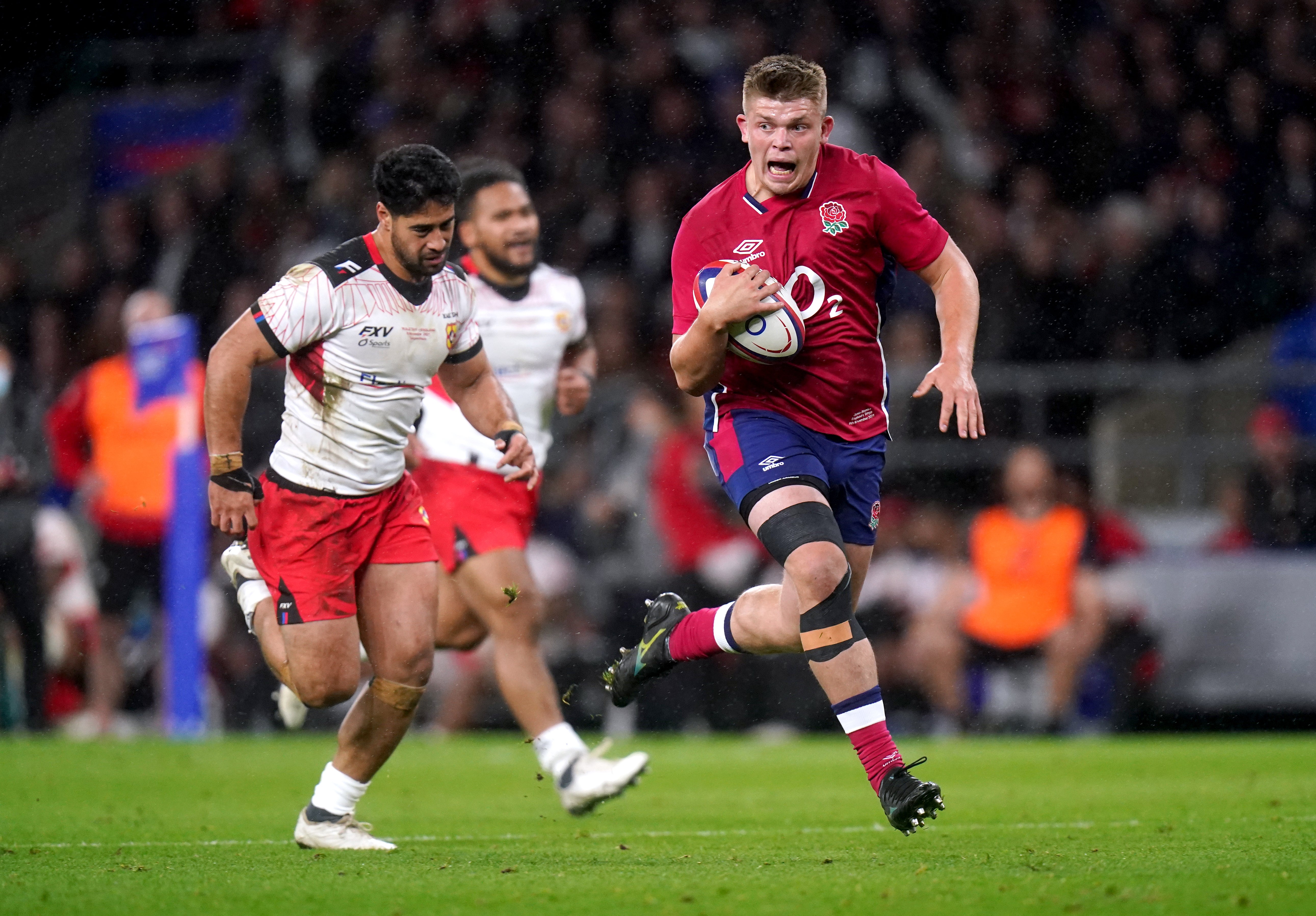 England’s Jamie Blamire breaks through to score (Adam Davy/PA)