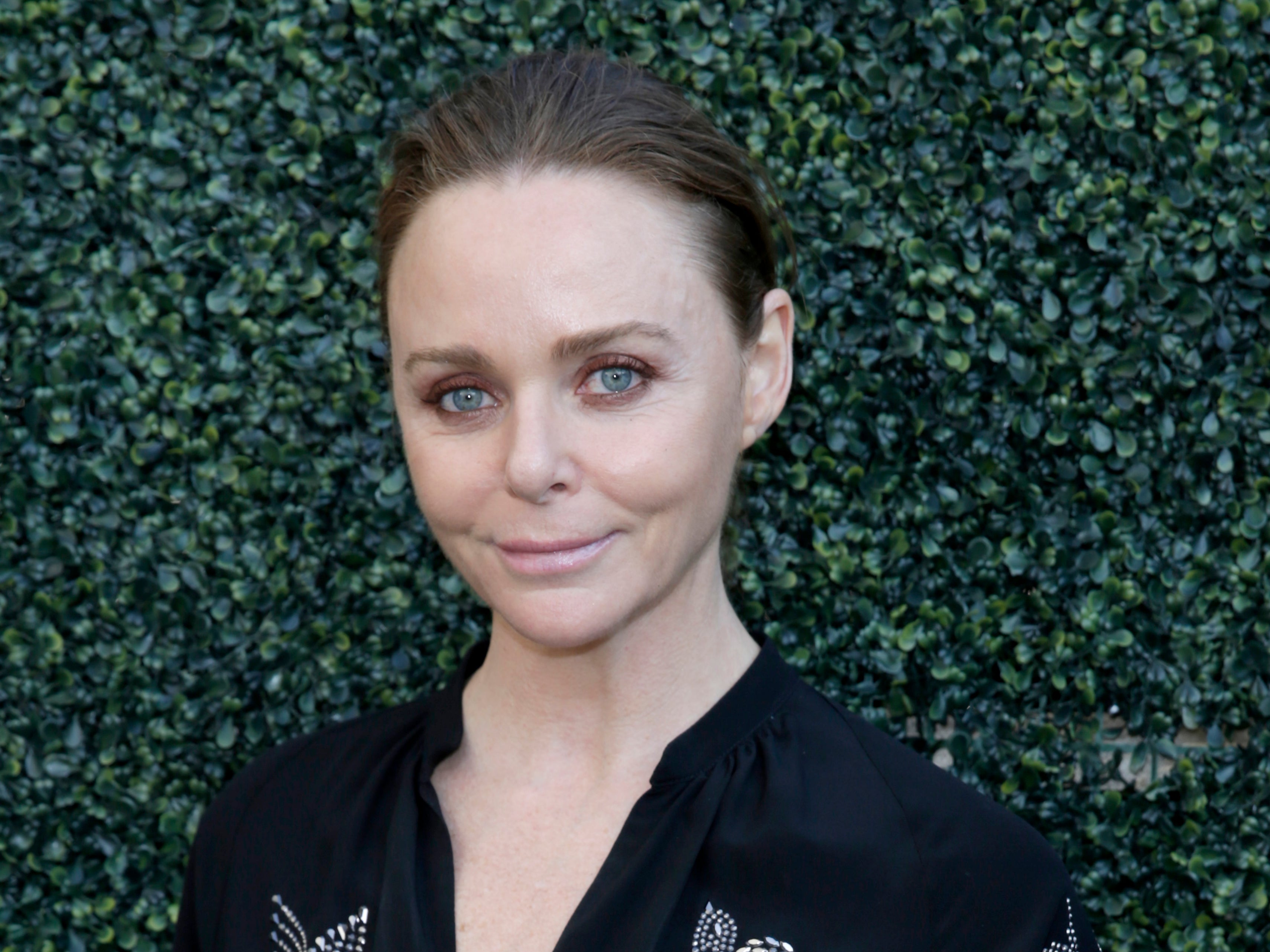 Stella McCartney attends a Bob Dylan performance in Hyde Park, London