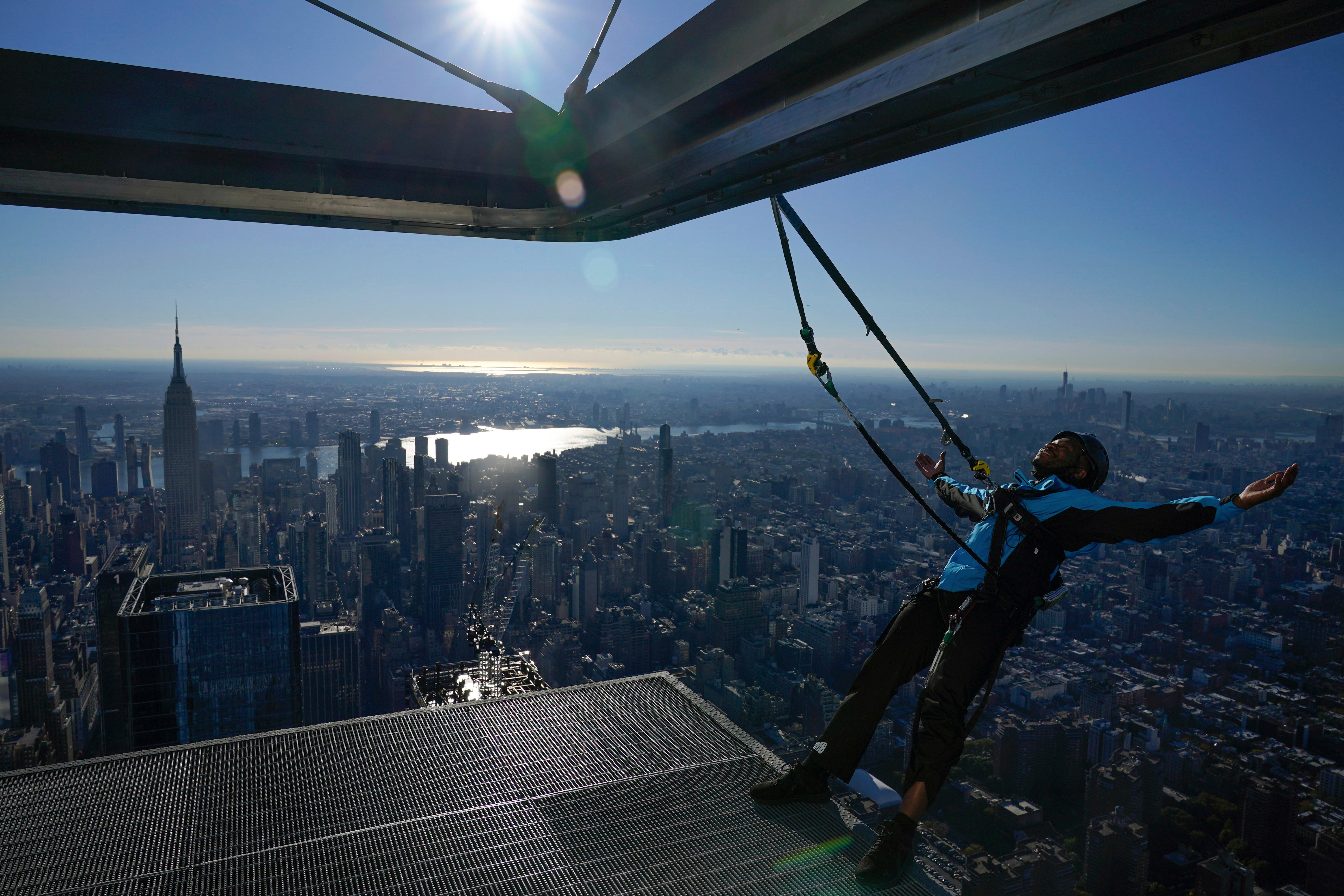 APTOPIX Skyscraper Climb