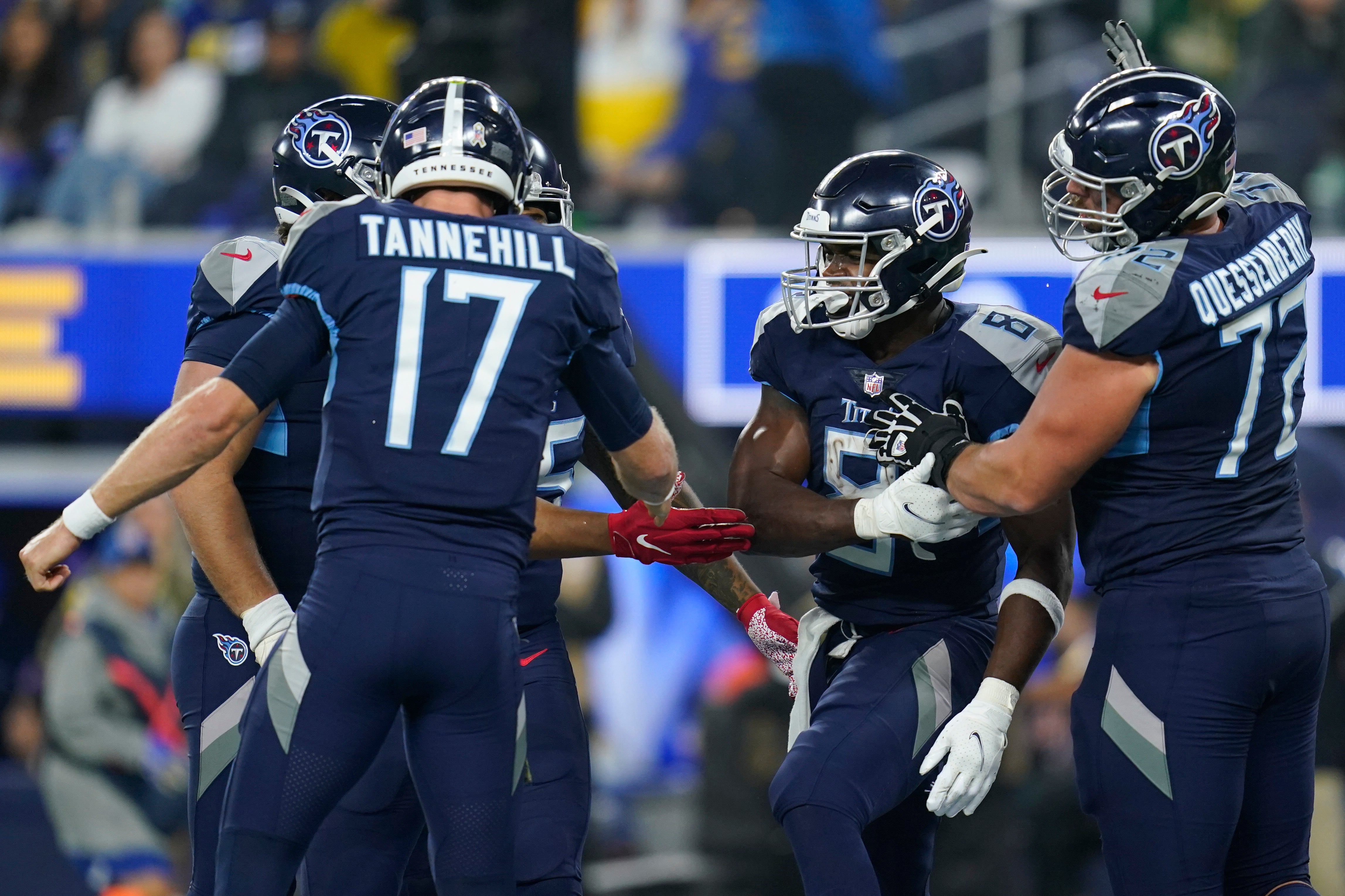 Titans Rams Football