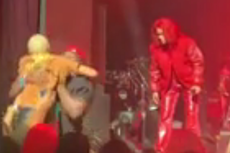 Teyana Taylor stops concert after seeing fan in distress days after Astroworld: ‘Bring her up here’