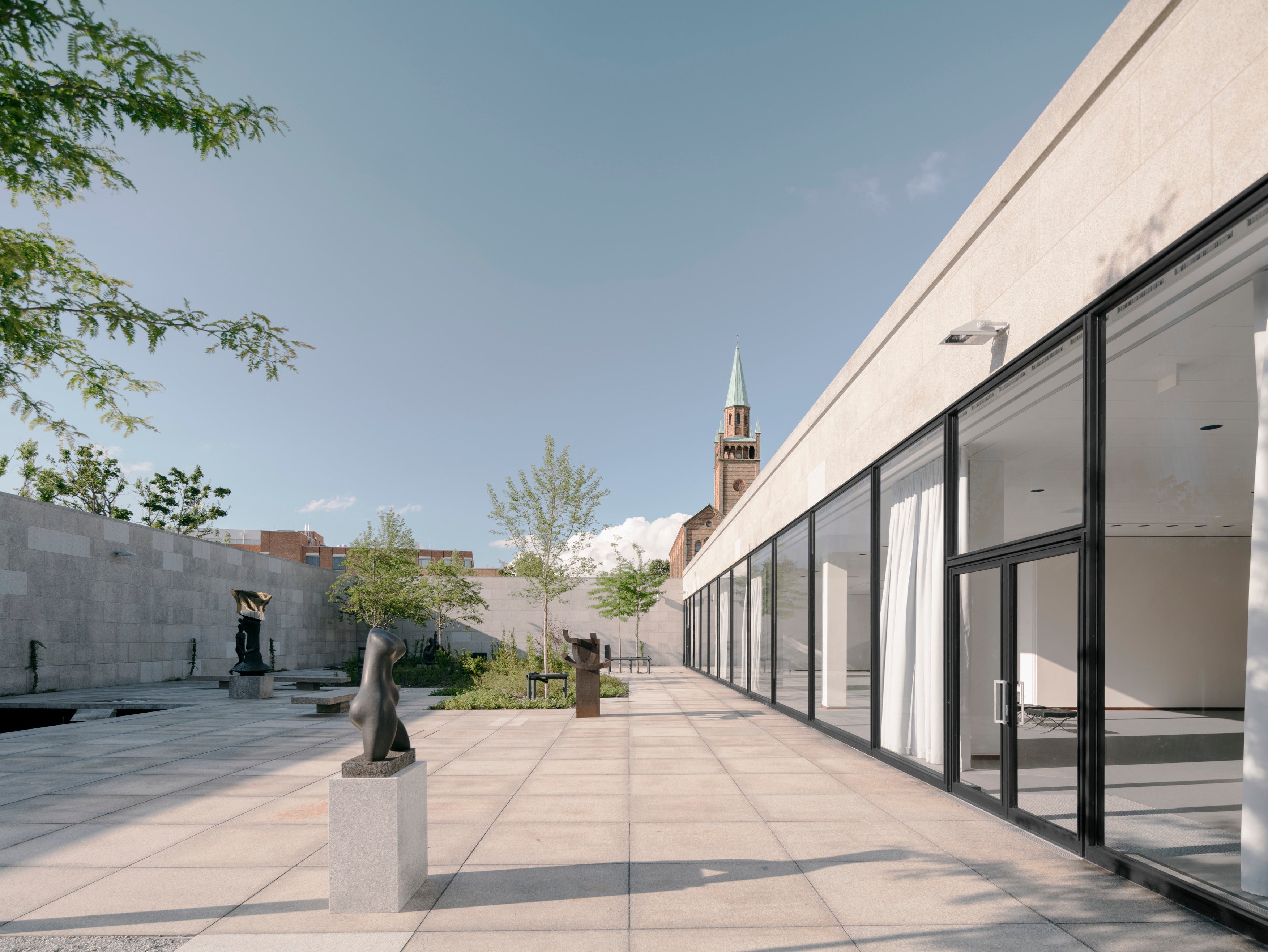 Neue Nationalgalerie sculpture garden