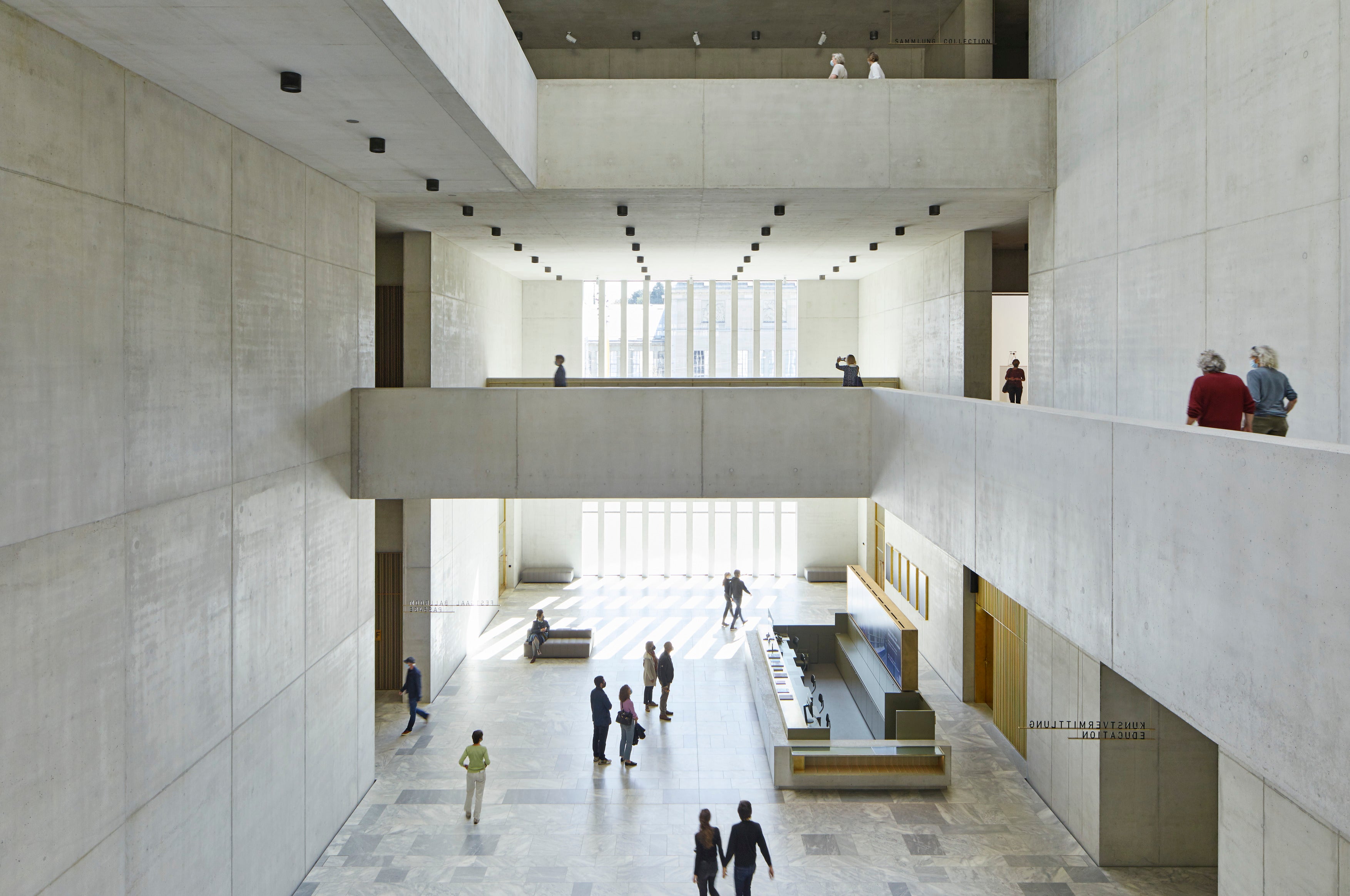 Kunsthaus Zurich central hall, view to the south