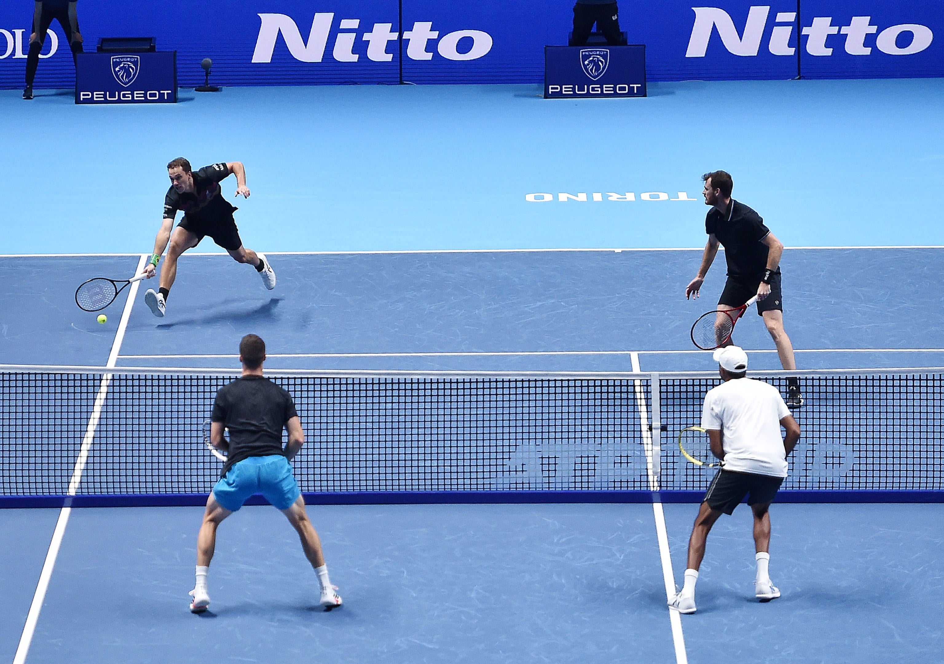 Joe Salisbury and Rajeev Ram beat Jamie Murray and Bruno Soares in their ATP Finals opener