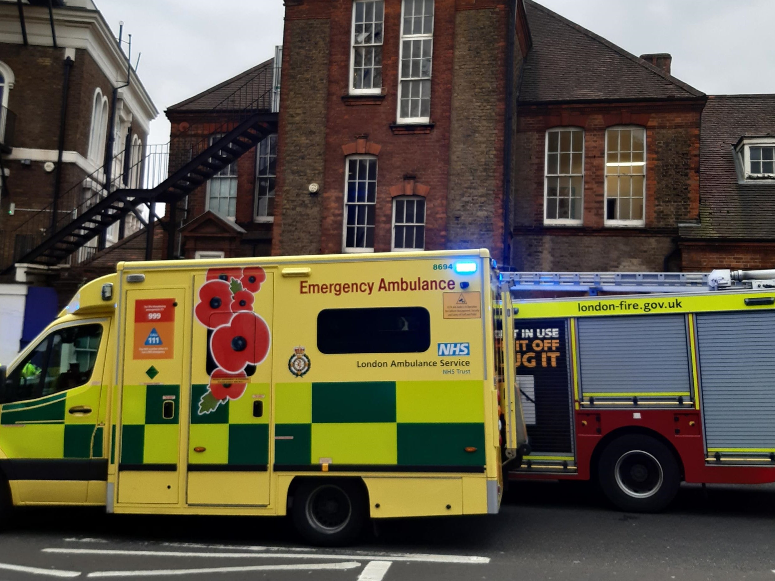 Dulwich: Several children in hospital after ceiling collapses at London school