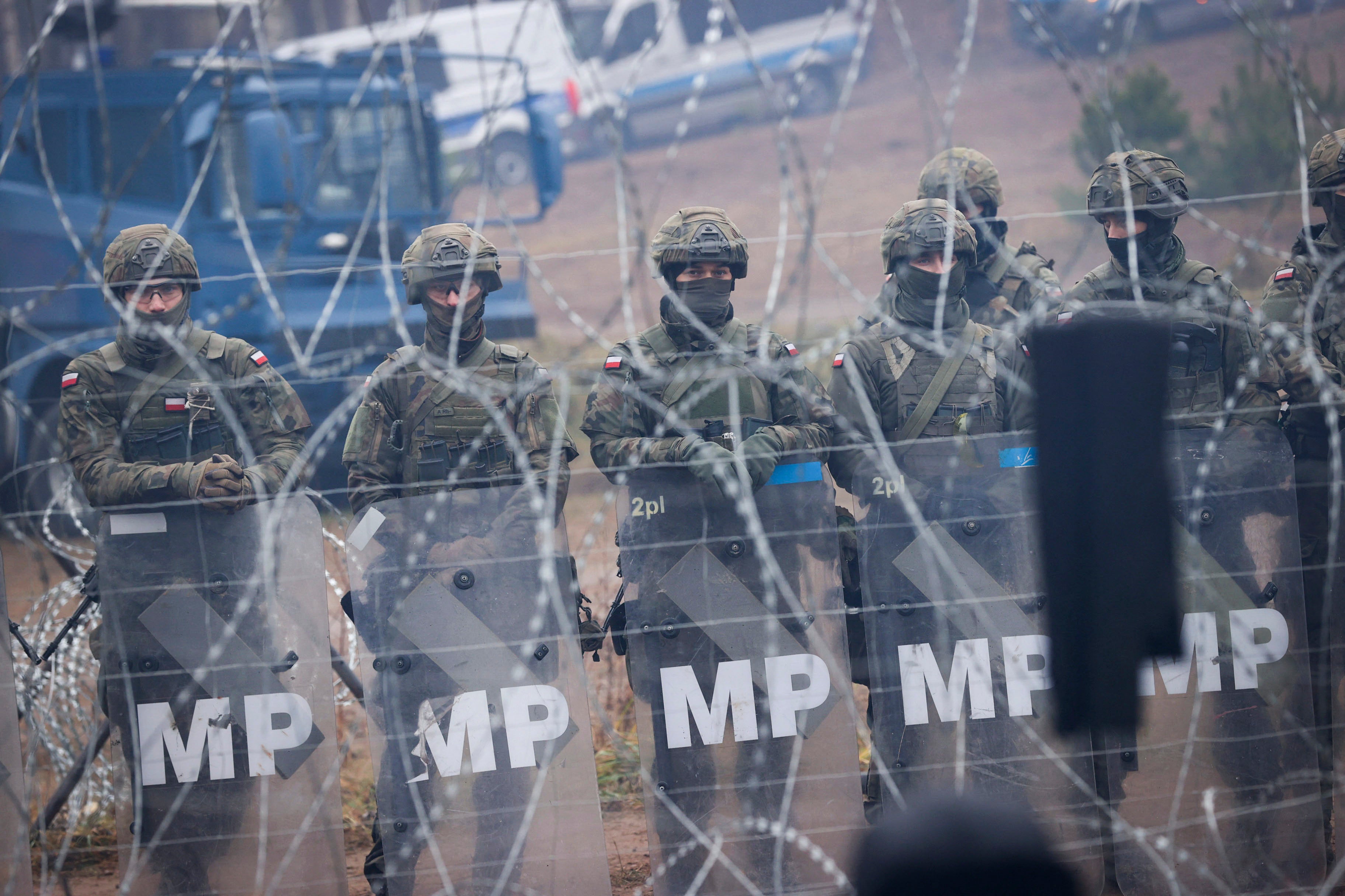 Polish troops on the border with Belarus