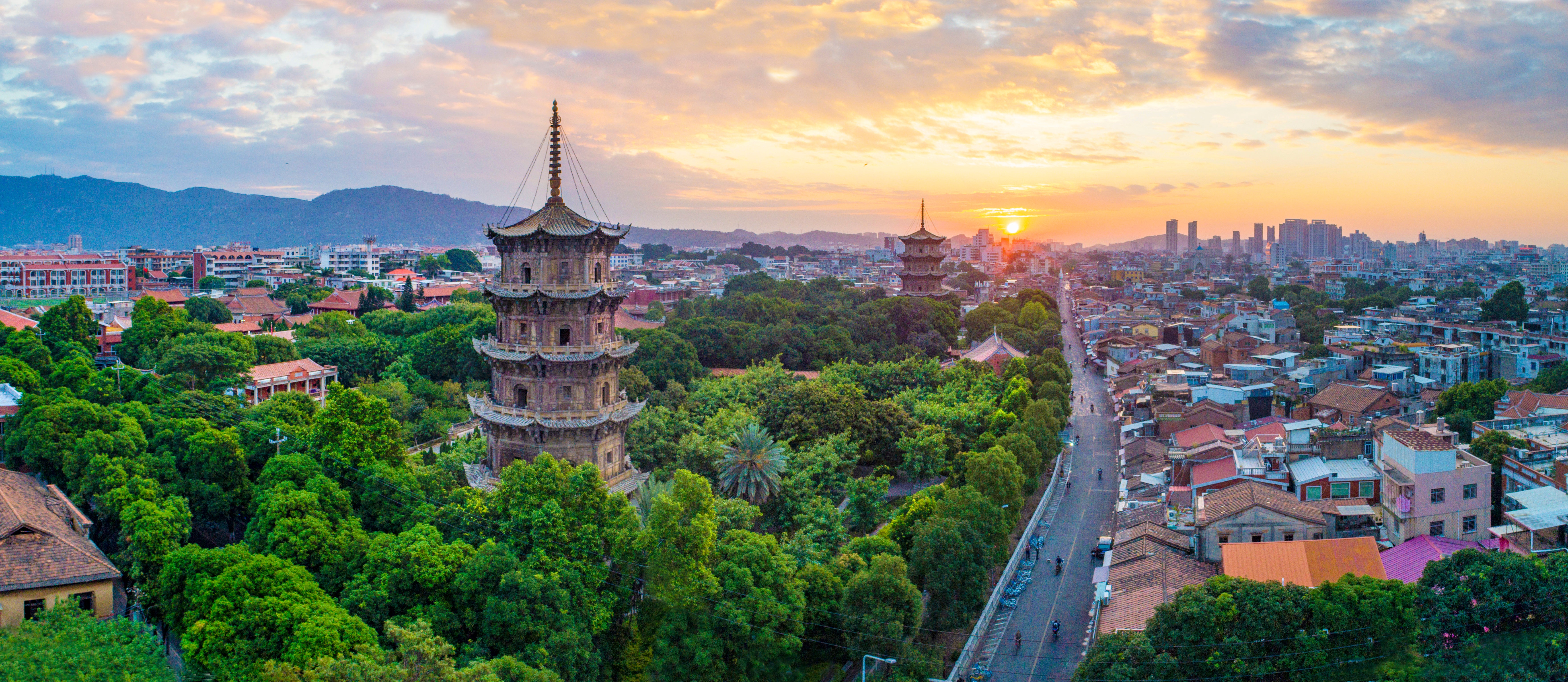 Kaiyuan Temple is the largest Buddhist temple in Quanzhou