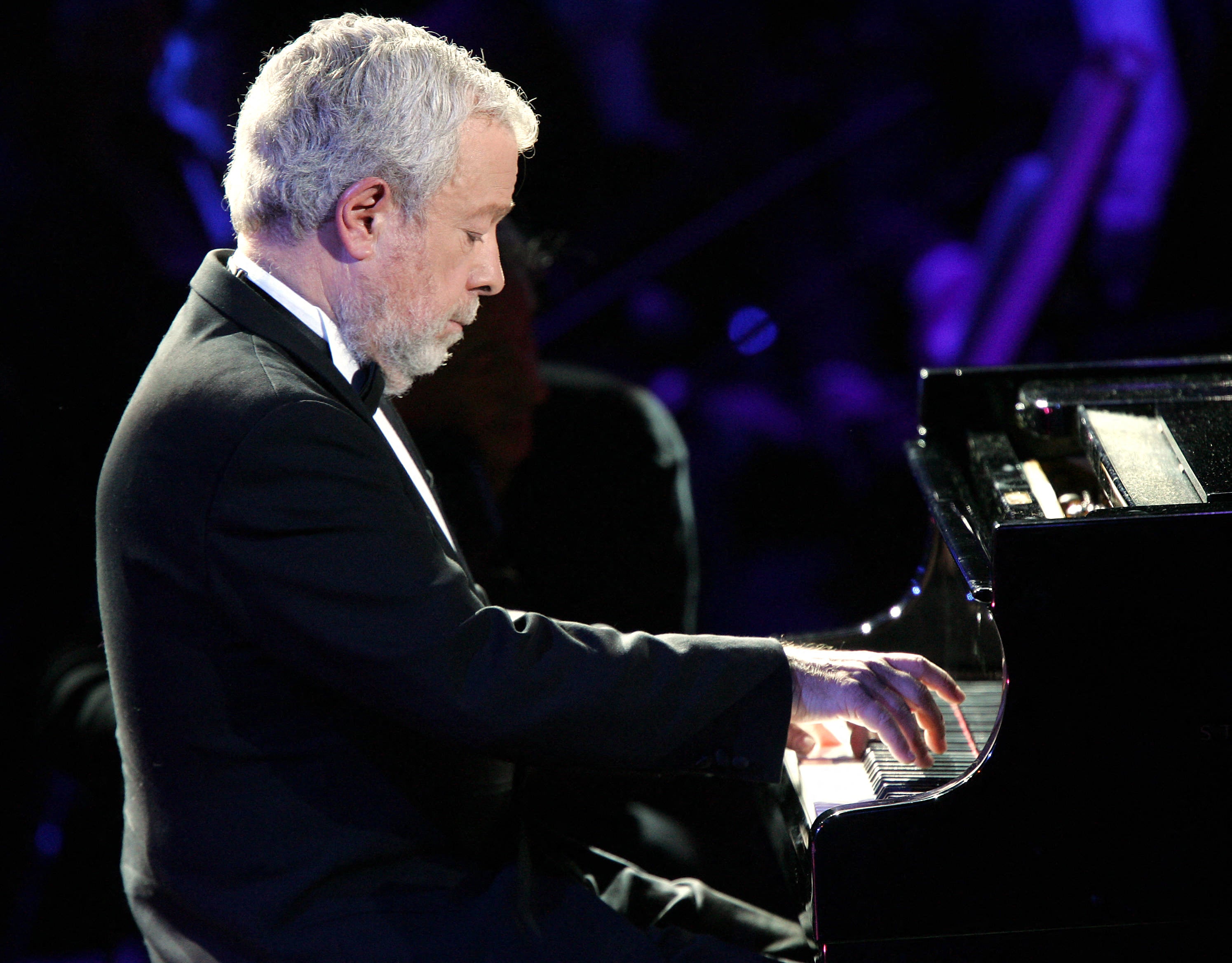 Playing at the 2005 Victoires Classical Music Awards in Cannes