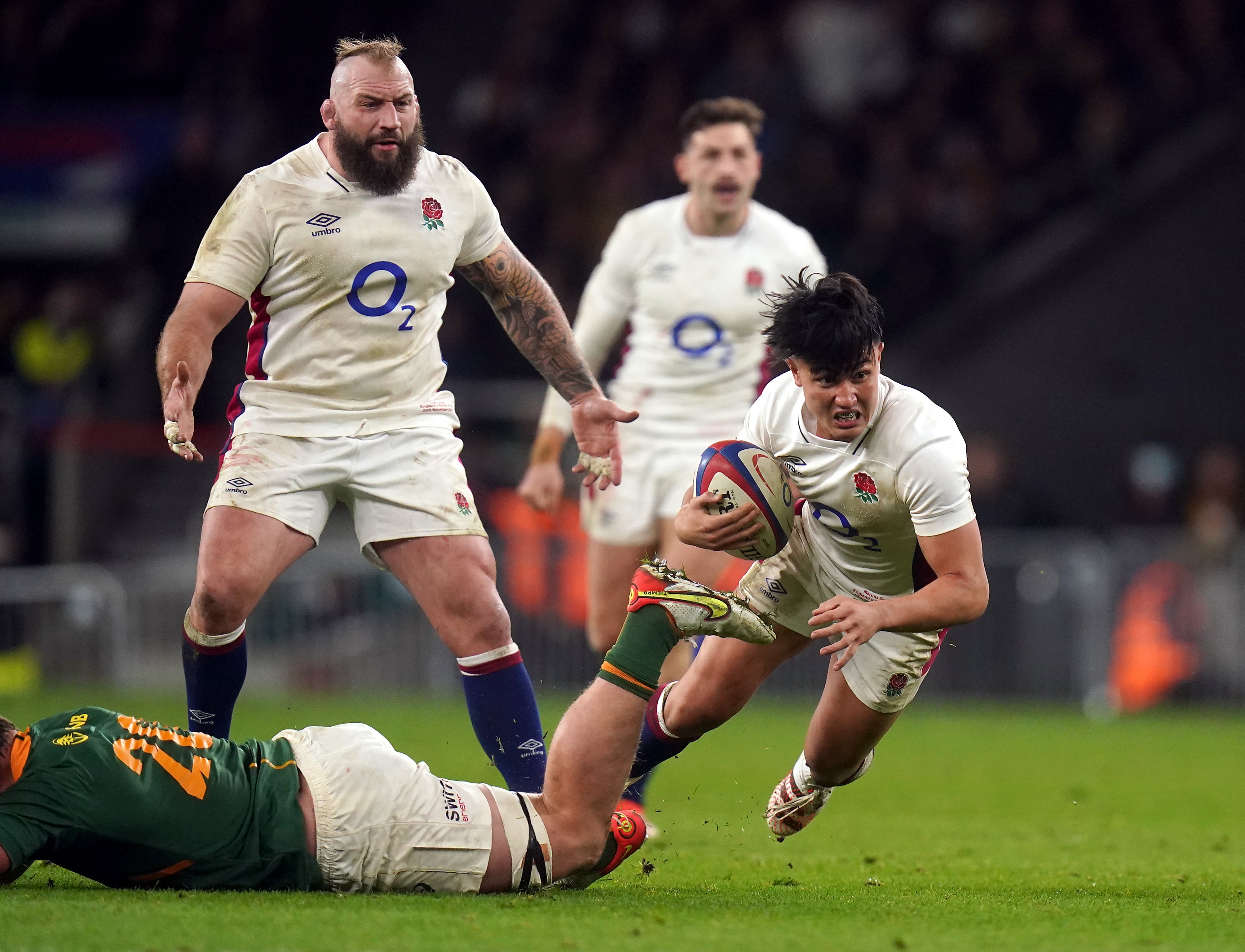 Marcus Smith, right, at his evasive best in England’s dramatic win over South Africa at Twickenham