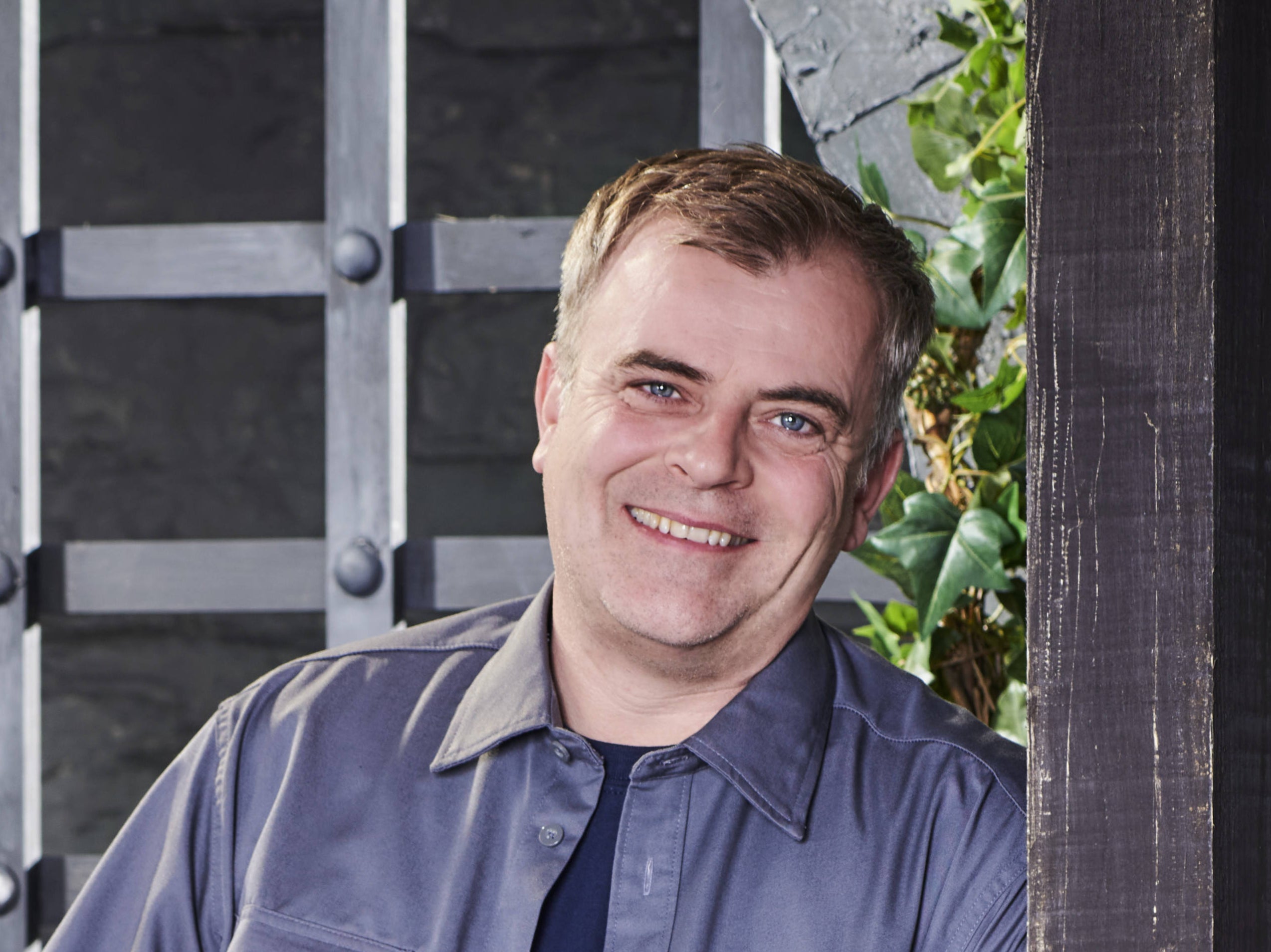 Simon Gregson