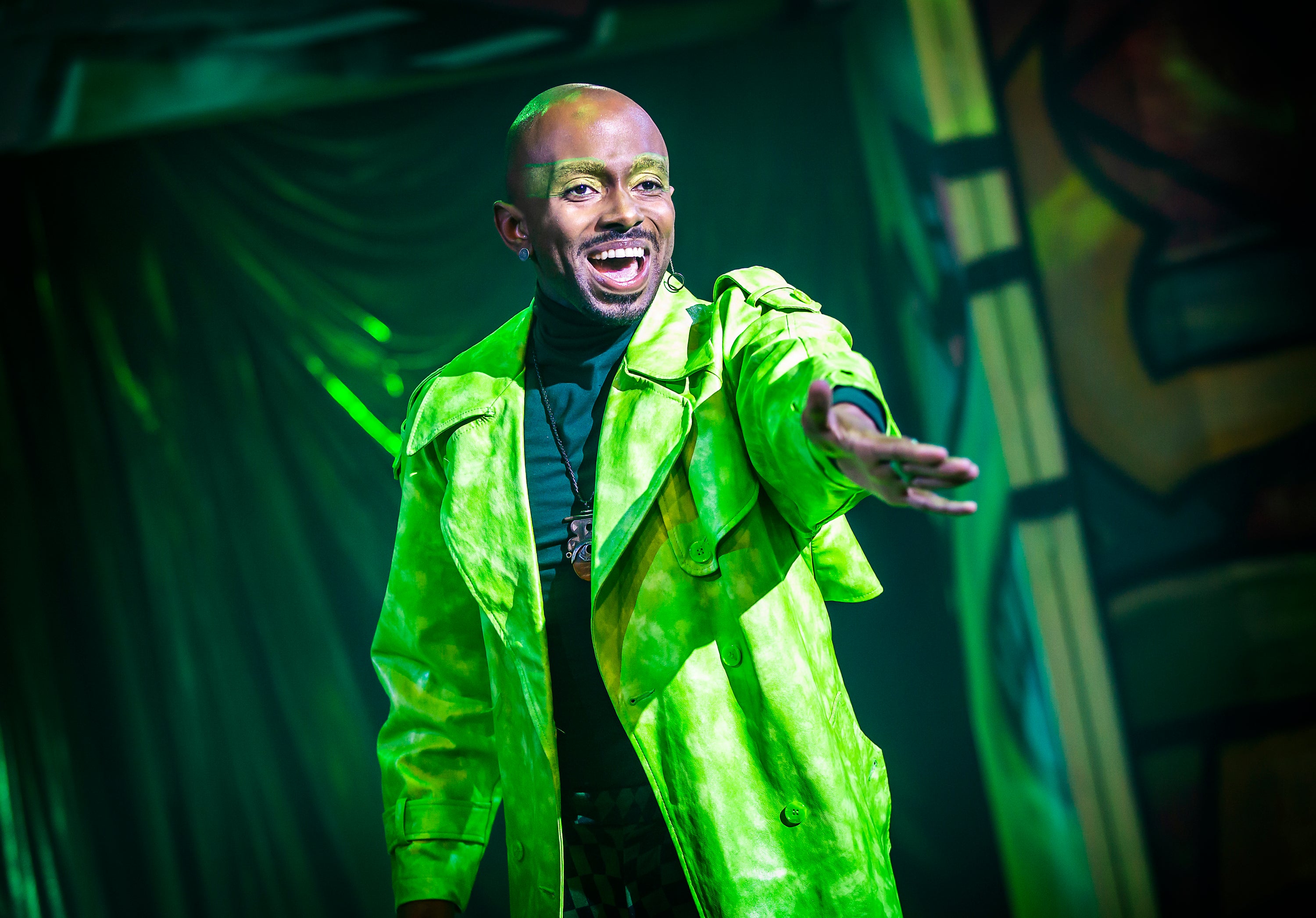 Cameron Bernard Jones (The Wiz) in ‘The Wiz’