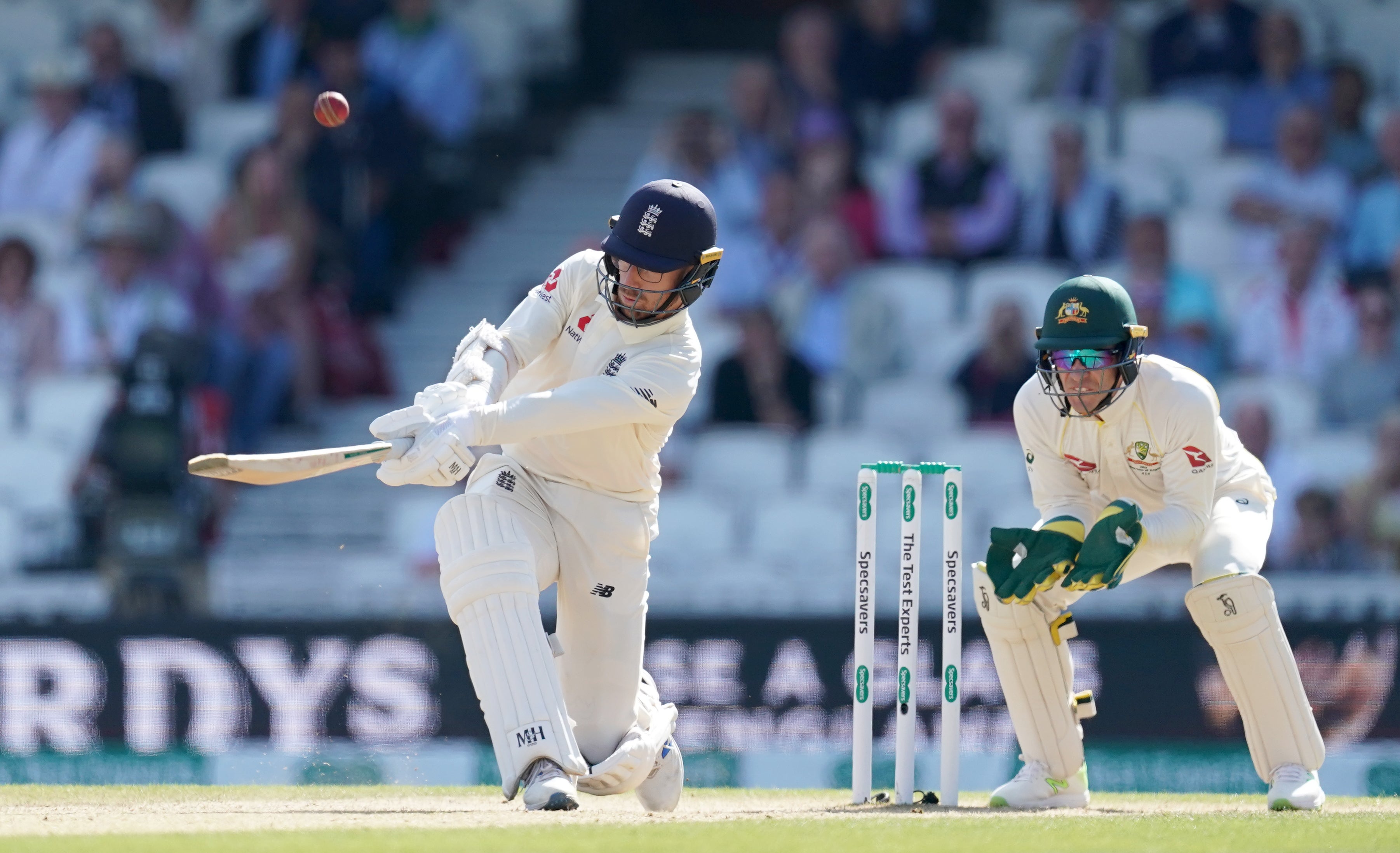 Leach in action during the 2019 Ashes series