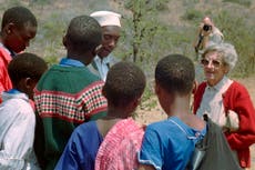 Fossil footprints puzzle scientists: Bear or ancient human?