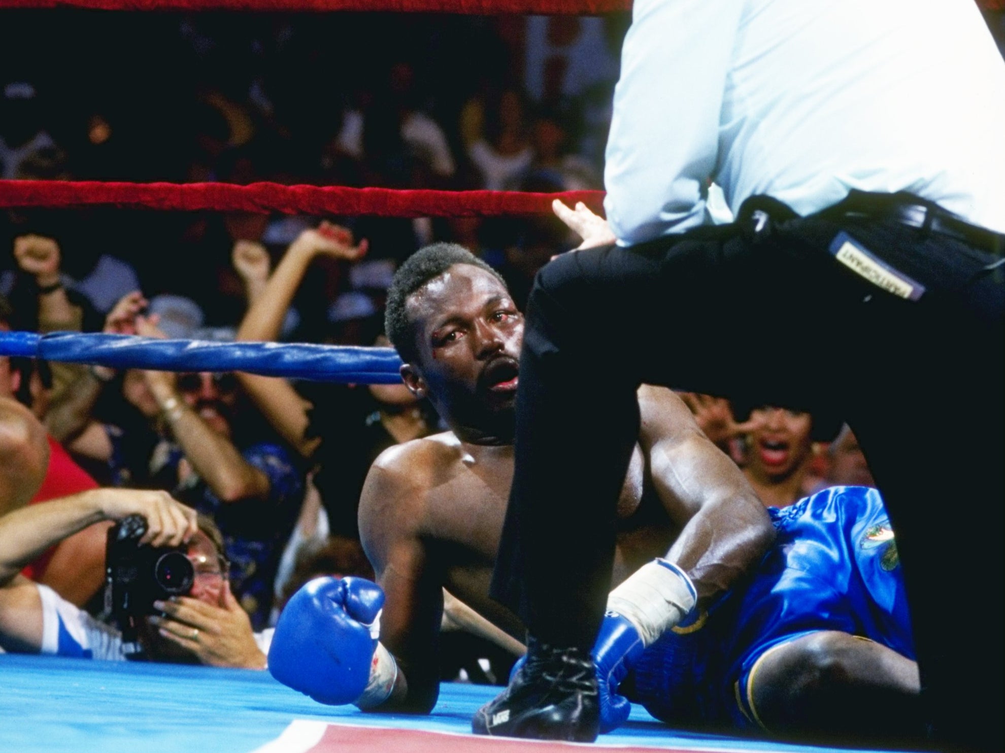 Donald Curry announced his retirement after being knocked out by Terry Norris in 1991